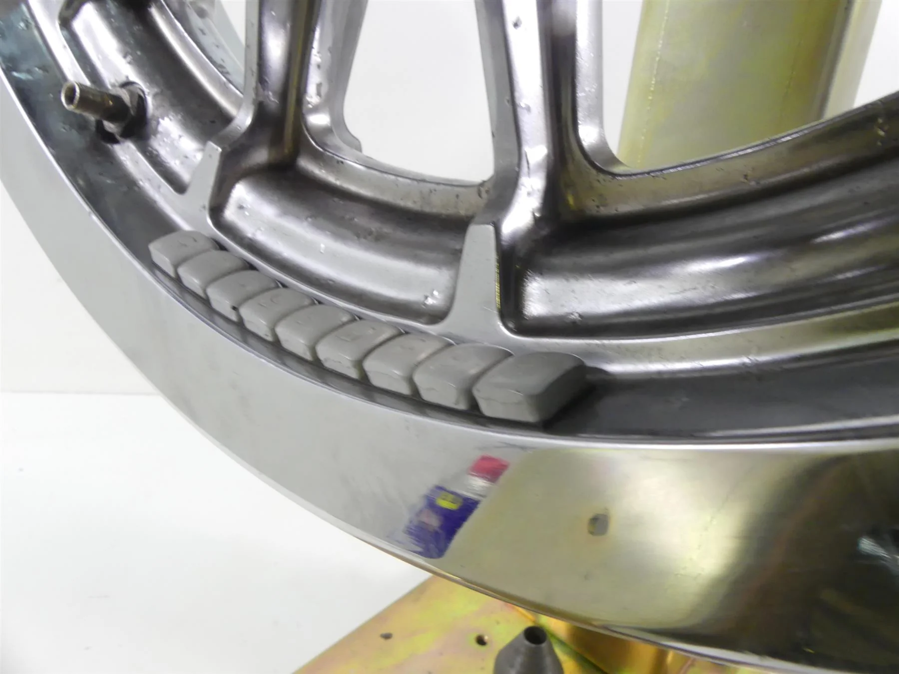 1997 Harley Dyna FXDS Super Glide Conv Straight Rear Wheel Rim 16x3 41012-96 - Image 9