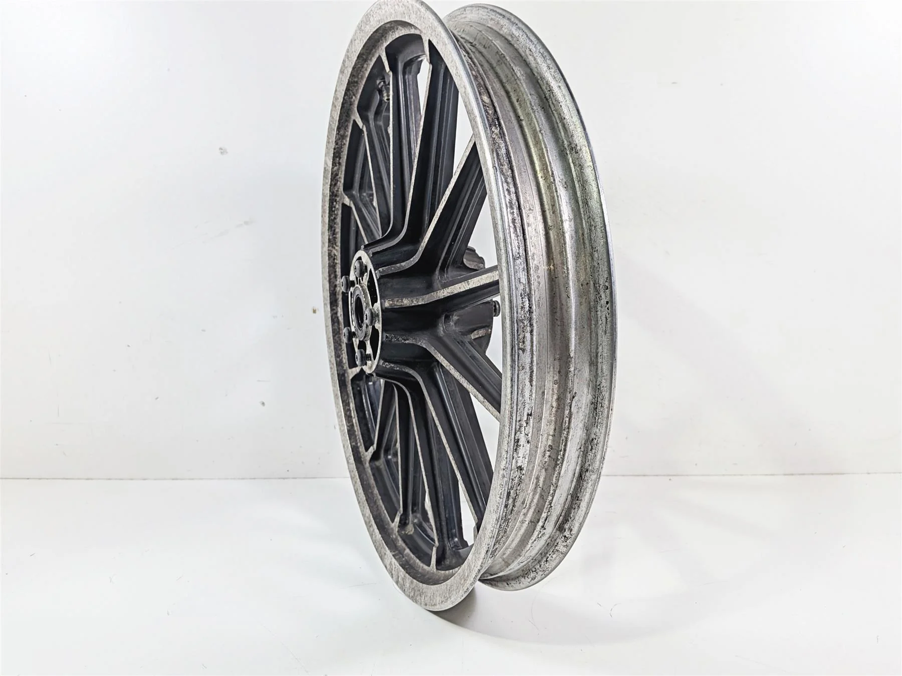 1998 Harley Dyna FXDL Low Rider 19x2.15 Front Wheel 13 Spoke Cast 43499-96 - Image 10