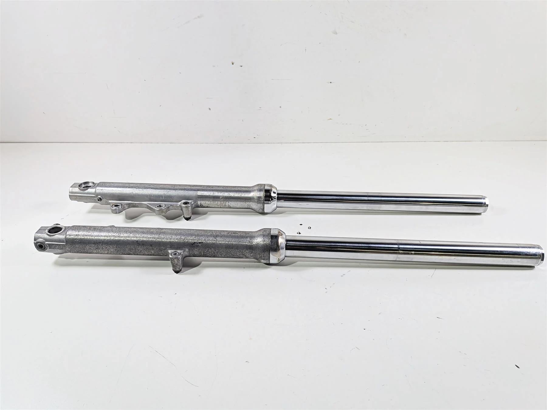 1998 Harley Dyna FXDL Low Rider Dual Disc Front Fork Set 39mm 45952-90 45949-92 - Image 2