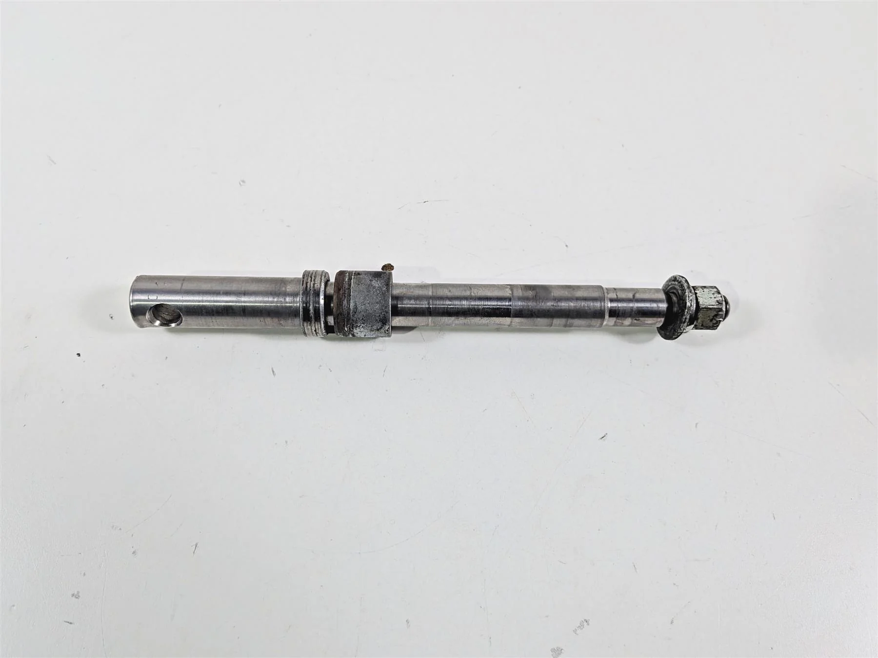 1998 Harley Dyna FXDL Low Rider Front Wheel Spindle Axle 43895-87B