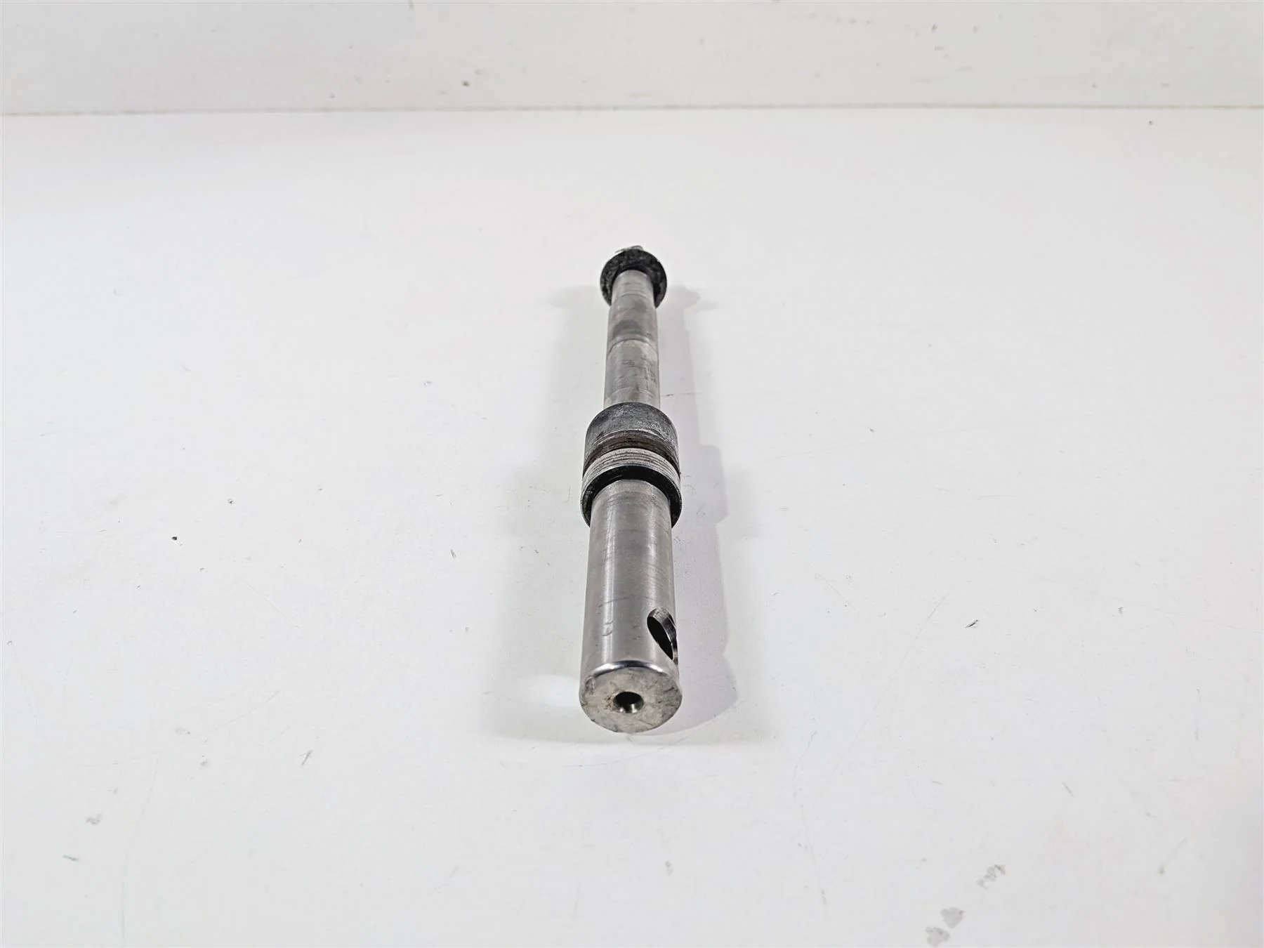 1998 Harley Dyna FXDL Low Rider Front Wheel Spindle Axle 43895-87B - Image 3