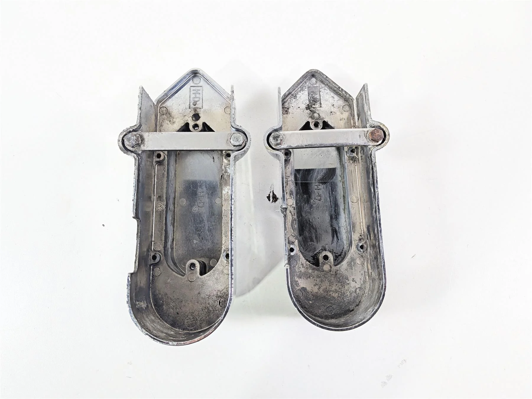 1998 Harley Dyna FXDL Low Rider Rear Axle Swingarm Cover Set 45157-97 - Image 6
