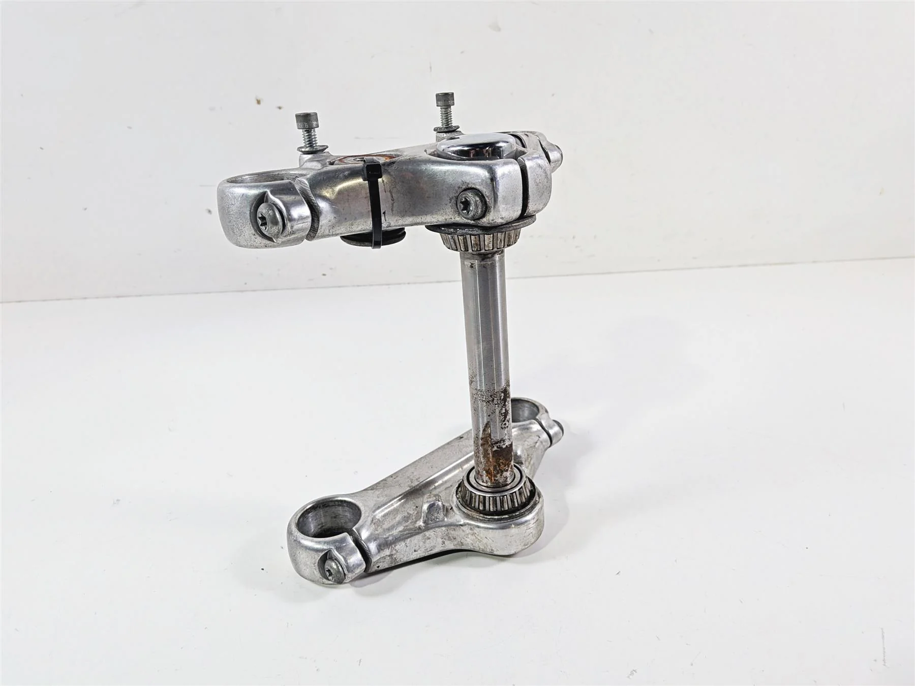 1998 Harley Dyna FXDL Low Rider Upper & Lower Triple Tree - Read 45598-90B - Image 11