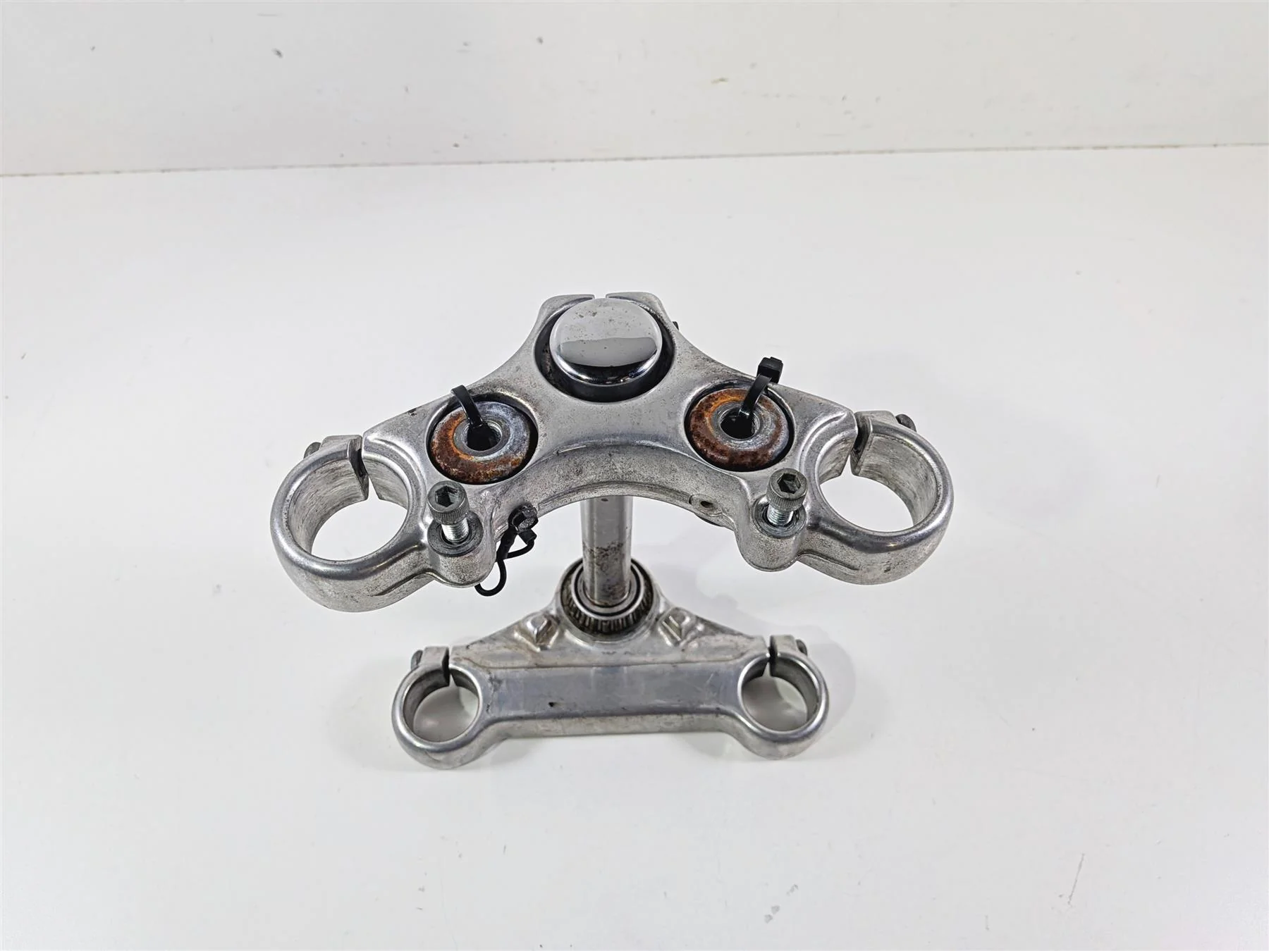 1998 Harley Dyna FXDL Low Rider Upper & Lower Triple Tree - Read 45598-90B - Image 12