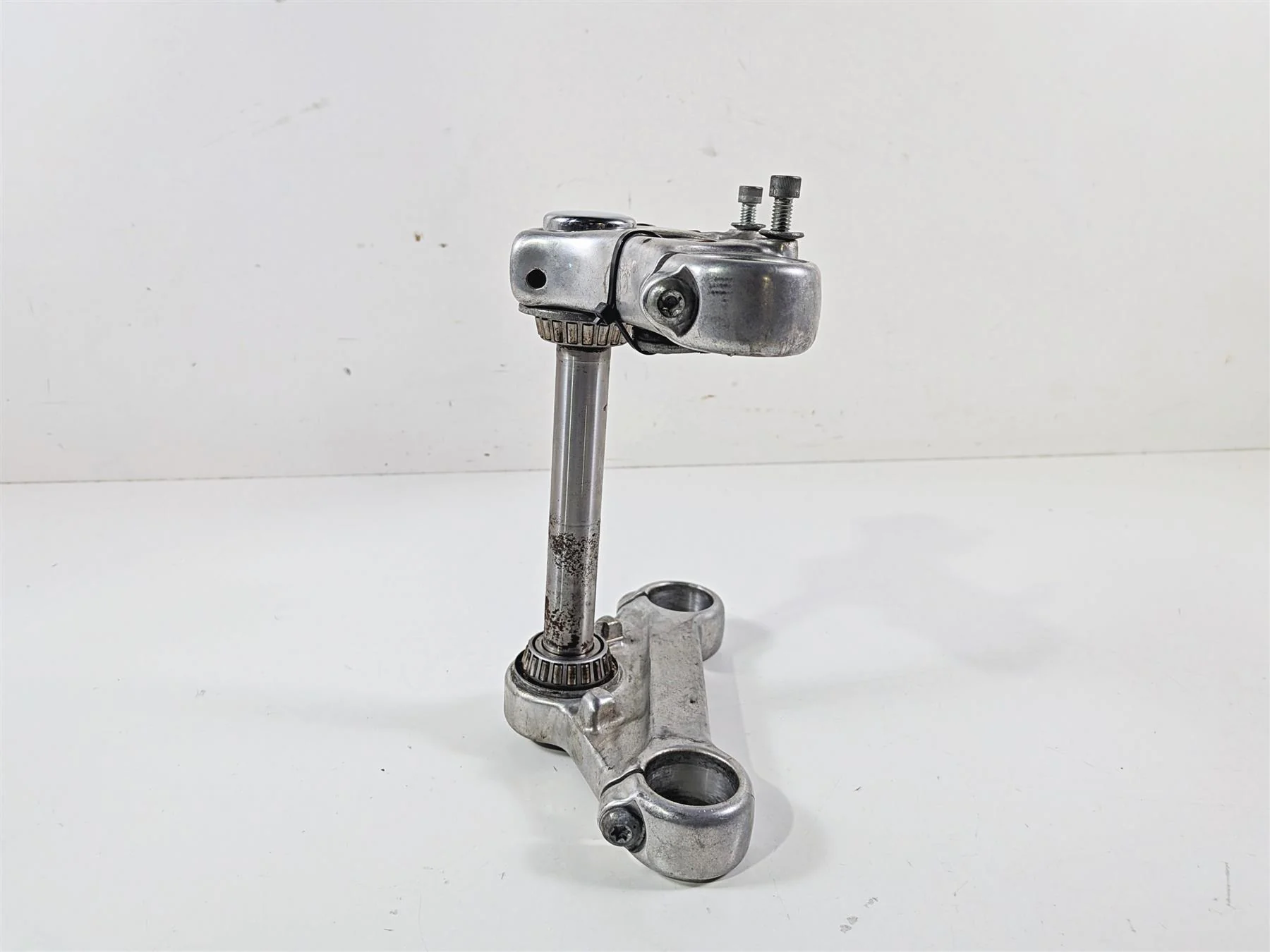 1998 Harley Dyna FXDL Low Rider Upper & Lower Triple Tree - Read 45598-90B - Image 2