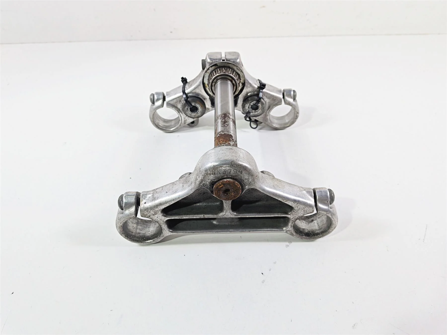 1998 Harley Dyna FXDL Low Rider Upper & Lower Triple Tree - Read 45598-90B - Image 5
