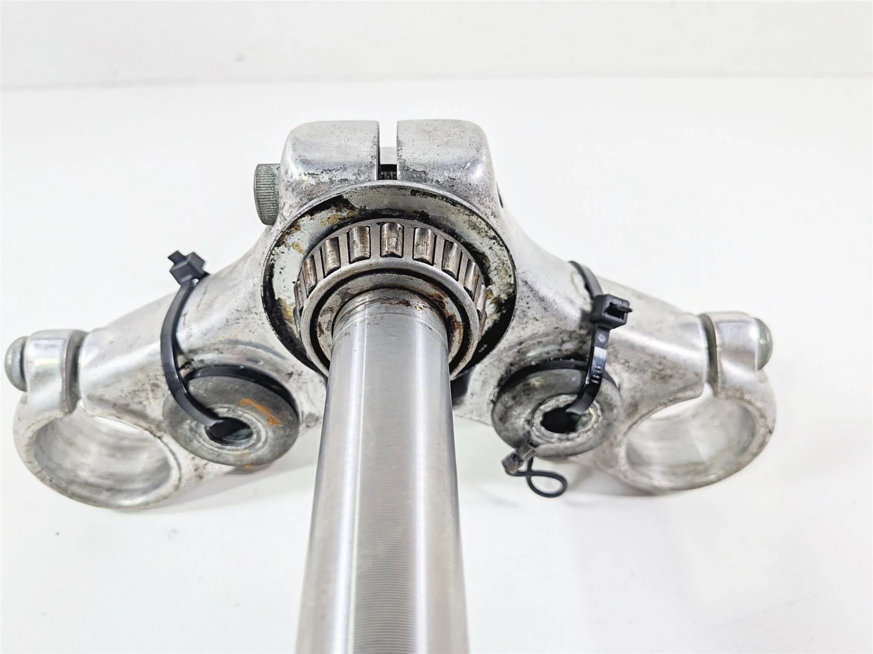 1998 Harley Dyna FXDL Low Rider Upper & Lower Triple Tree - Read 45598-90B - Image 7