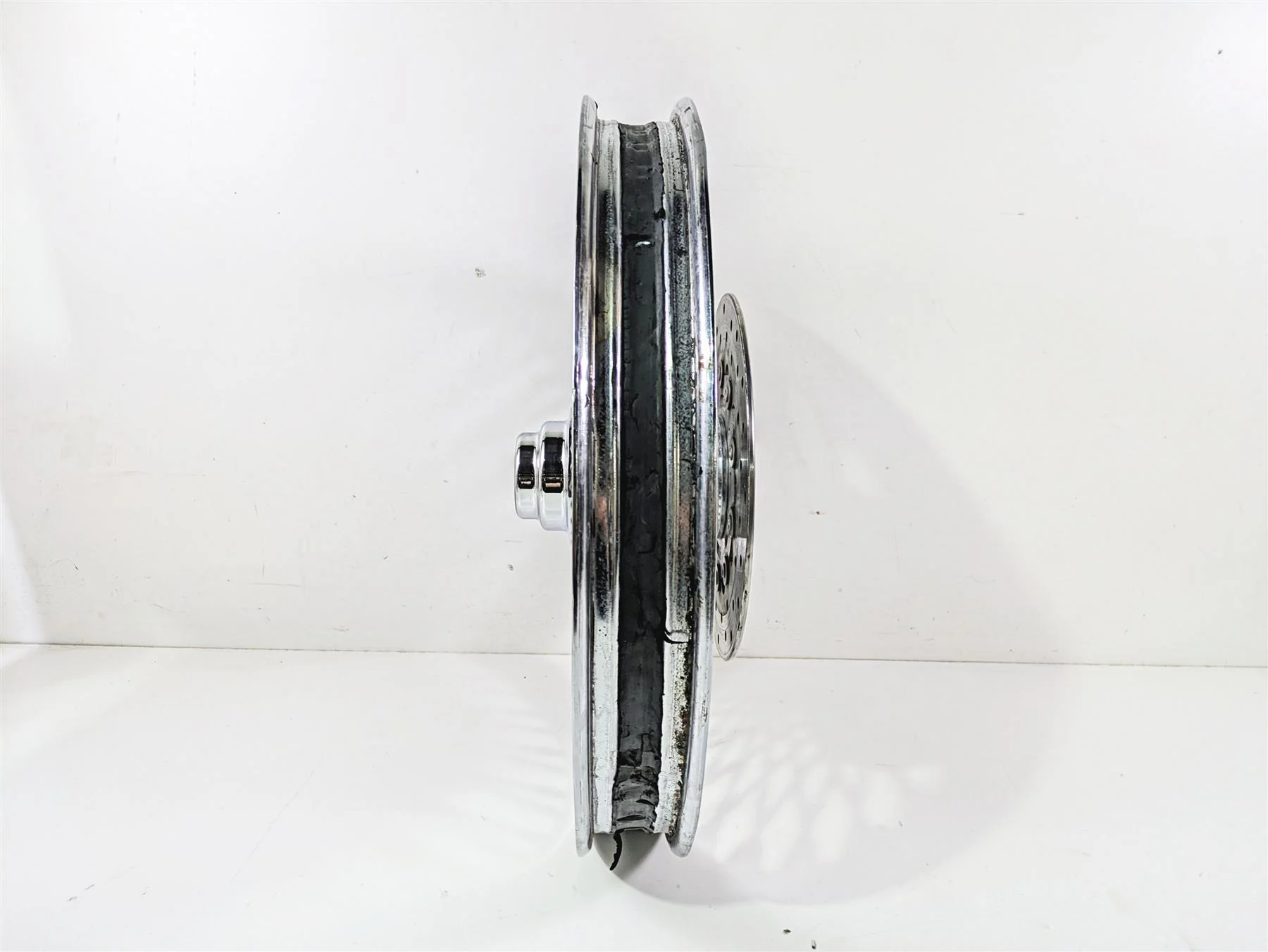 1998 Harley Touring FLHRCI Road King 21x2.15 Front Wheel Fat Spoke - Dent - Image 4