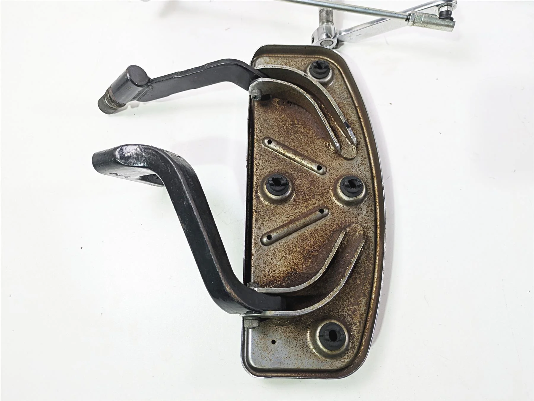 1998 Harley Touring FLHRCI Road King Floorboards Brake Pedal & Shifter 50621-79A - Image 12