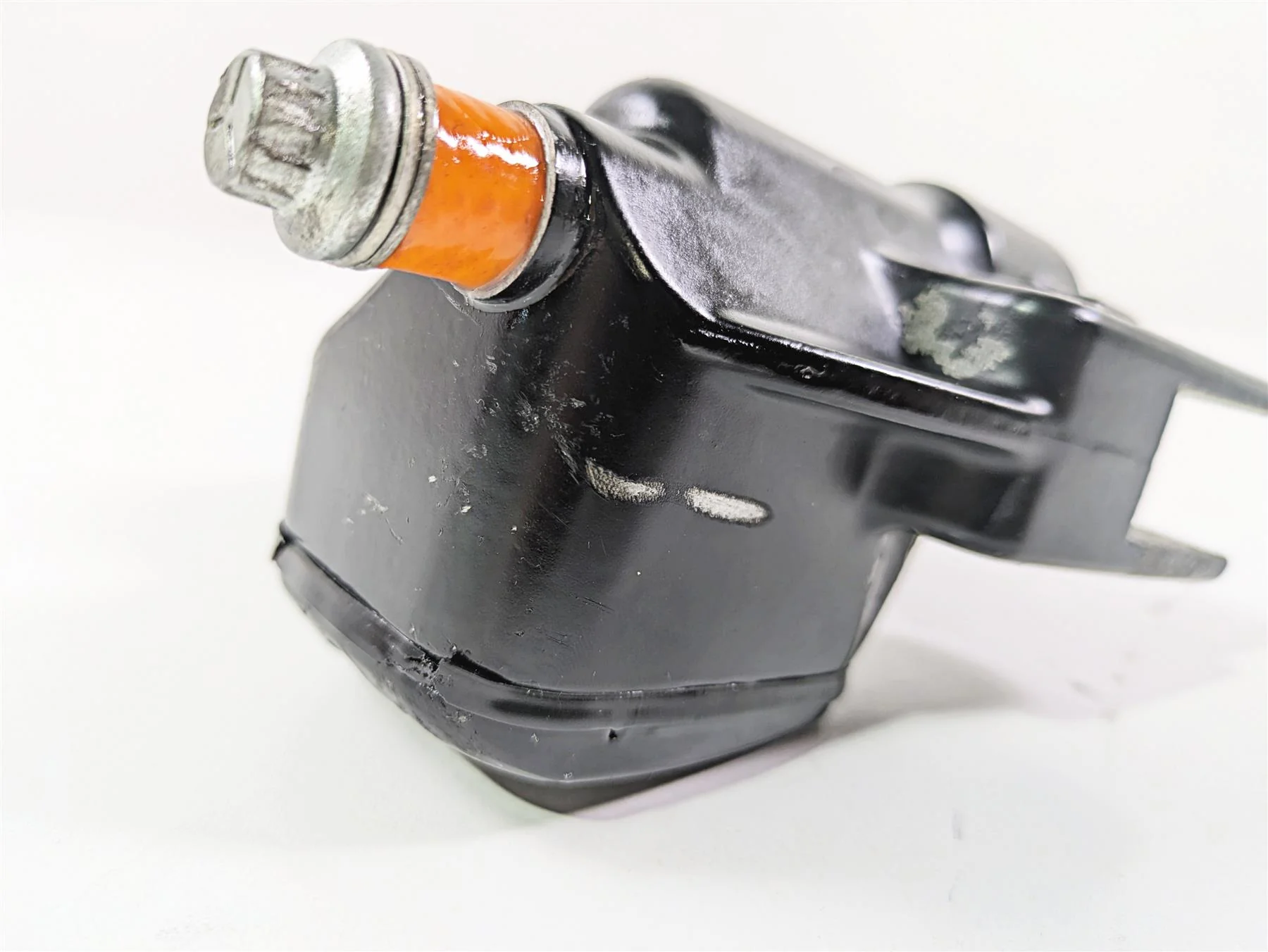 1998 Harley Touring FLHRCI Road King Front Brake Master Cylinder 11/16" 41700737 - Image 8