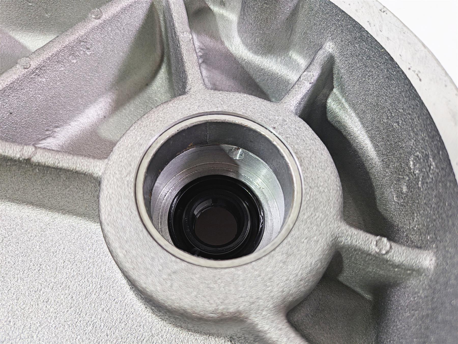 1998 Harley Touring FLHRCI Road King Inner Primary Drive Clutch Cover 60677-94 - Image 9
