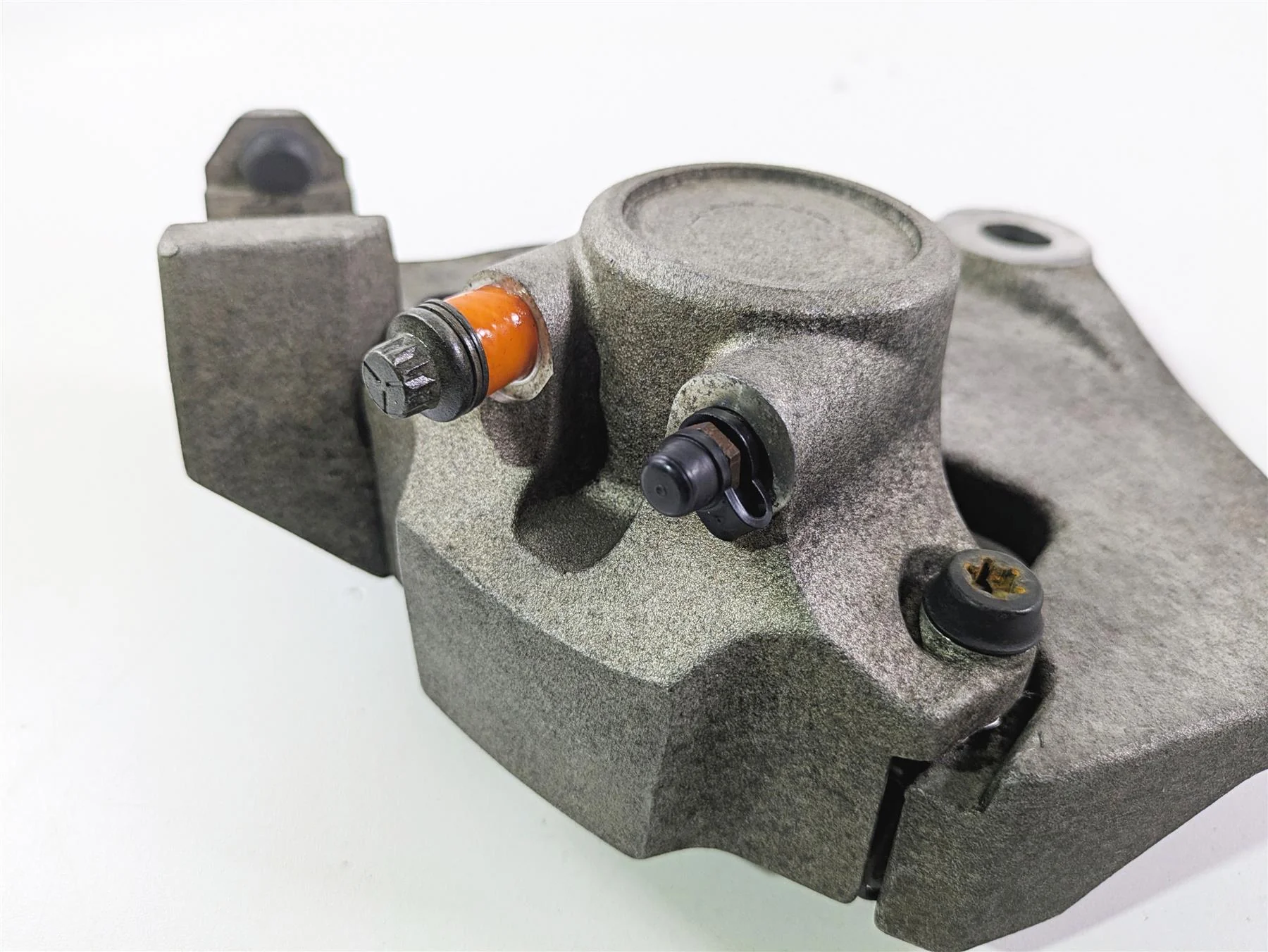 1998 Harley Touring FLHRCI Road King Rear Brake Caliper 44050-87 - Image 10