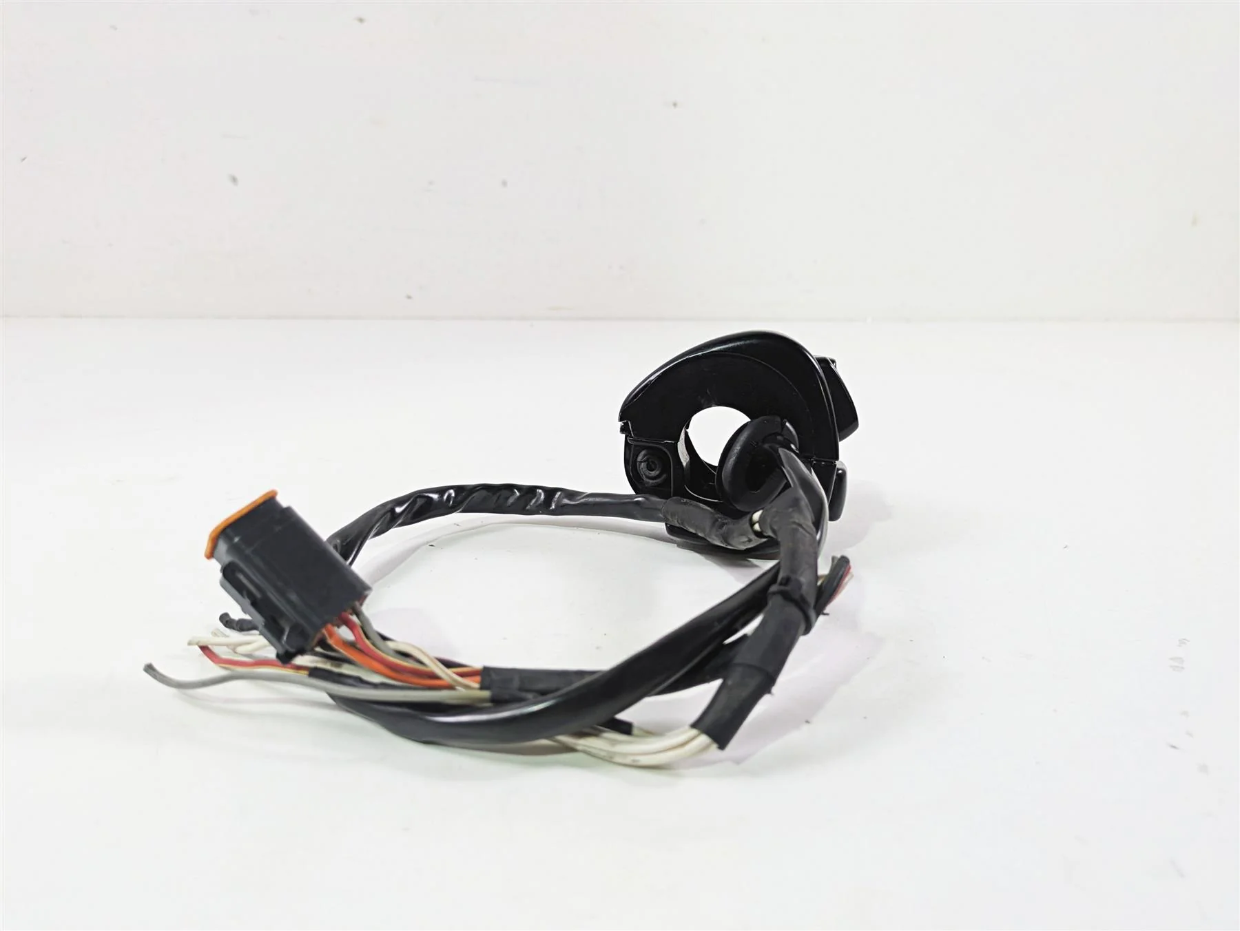 1998 Harley Touring FLHRCI Road King Right Hand Control Switch - Read 71684-06A - Image 3