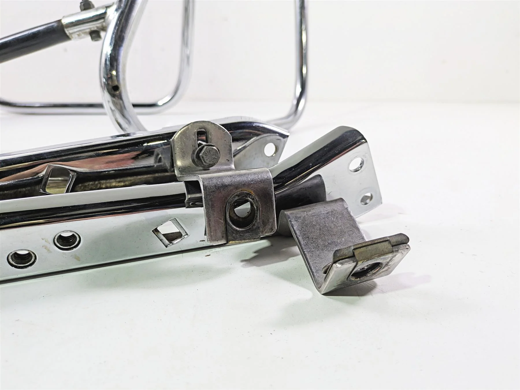 1998 Harley Touring FLHRCI Road King Saddlebag Rail Guard Support Set 49187-97 - Image 12