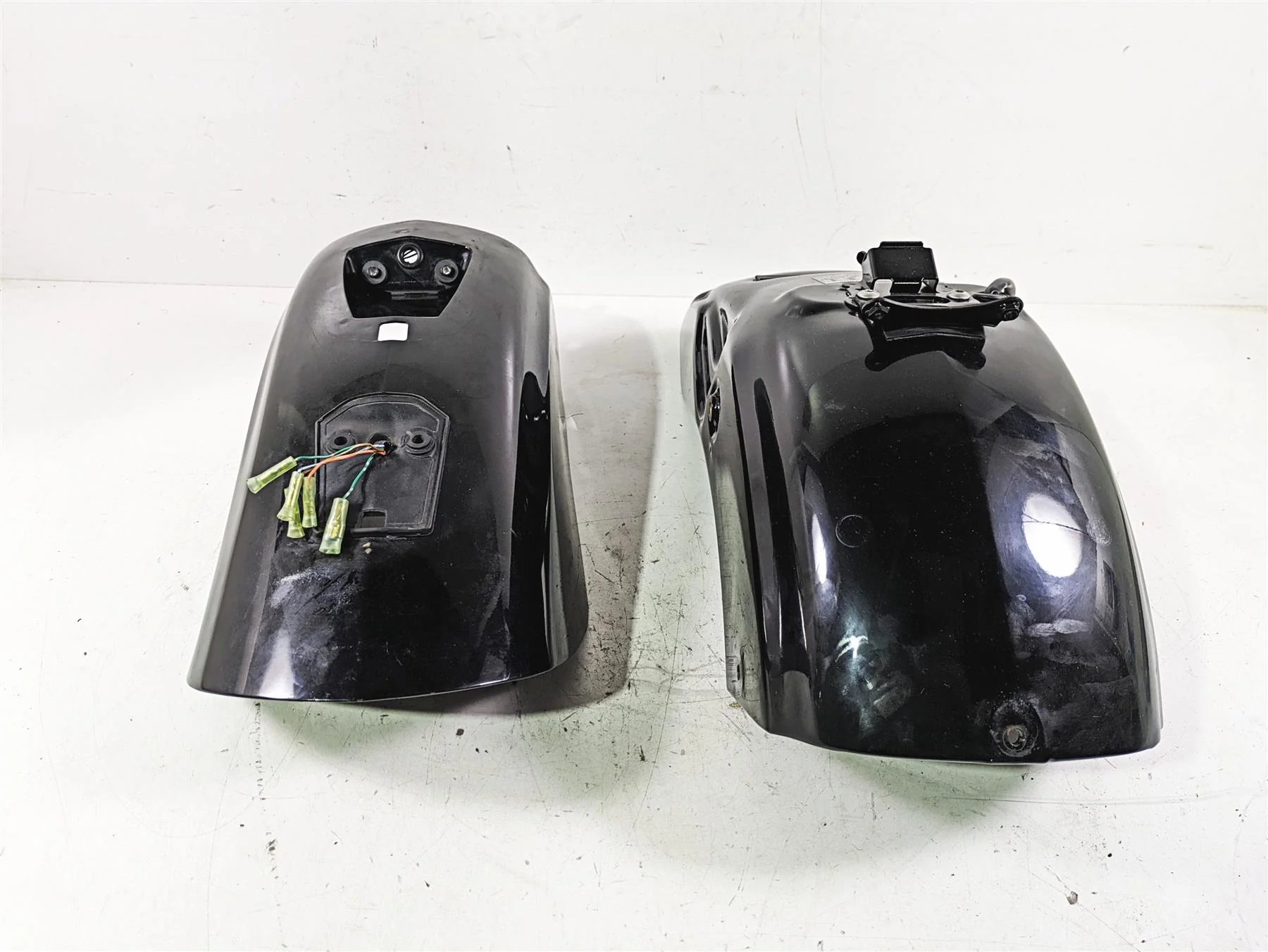 1998 Honda GL1500 Valkyrie Tour Black Rear Fender Set 80110-MZ0- 80210-MZ0- - Image 4