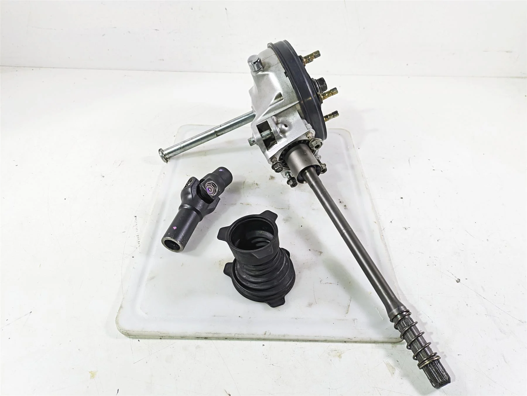1998 Honda GL1500 Valkyrie Tour Differential Final Drive 41300-MZ0-000 - Image 2