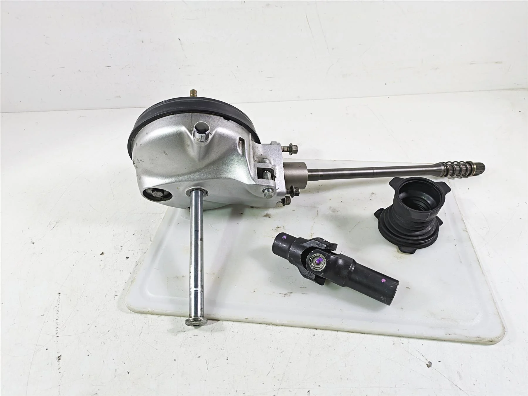 1998 Honda GL1500 Valkyrie Tour Differential Final Drive 41300-MZ0-000 - Image 3