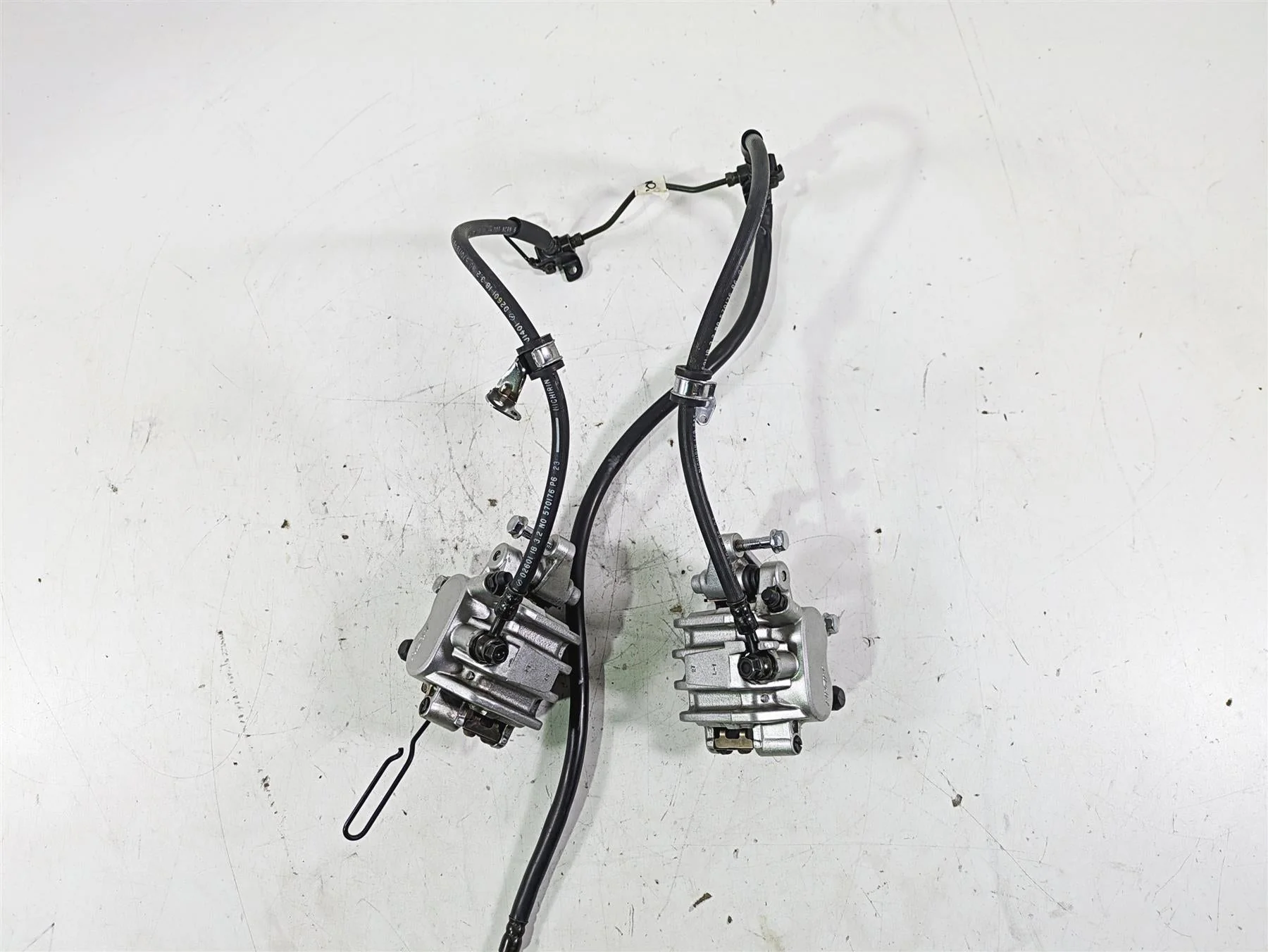 1998 Honda GL1500 Valkyrie Tour Front Brake Calipers 45150-MZ0-006 45250-MZ0-006 - Image 5