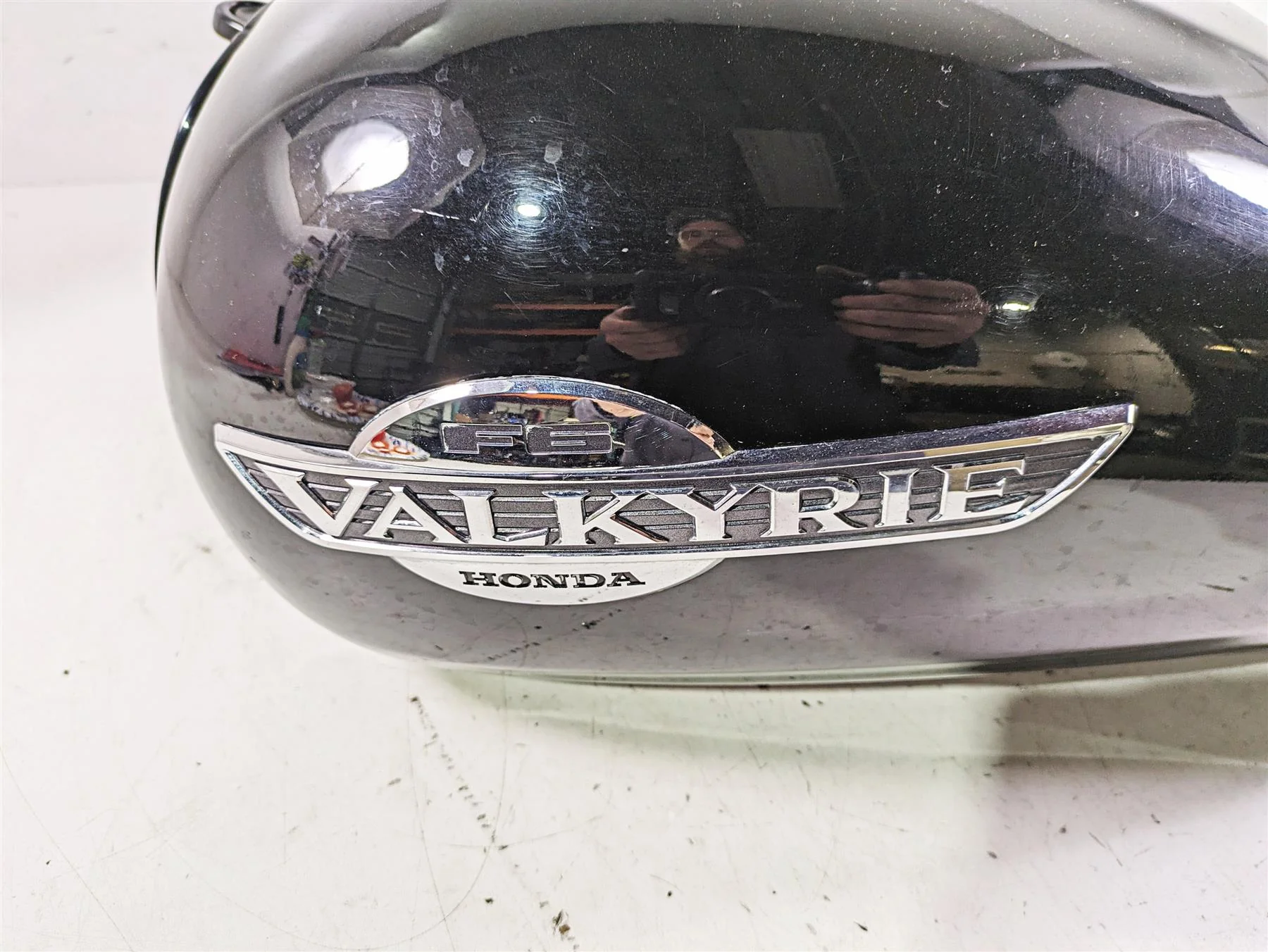 1998 Honda GL1500 Valkyrie Tour Fuel Gas Petrol Tank & Petcock 17520-MZ0-A - Image 9