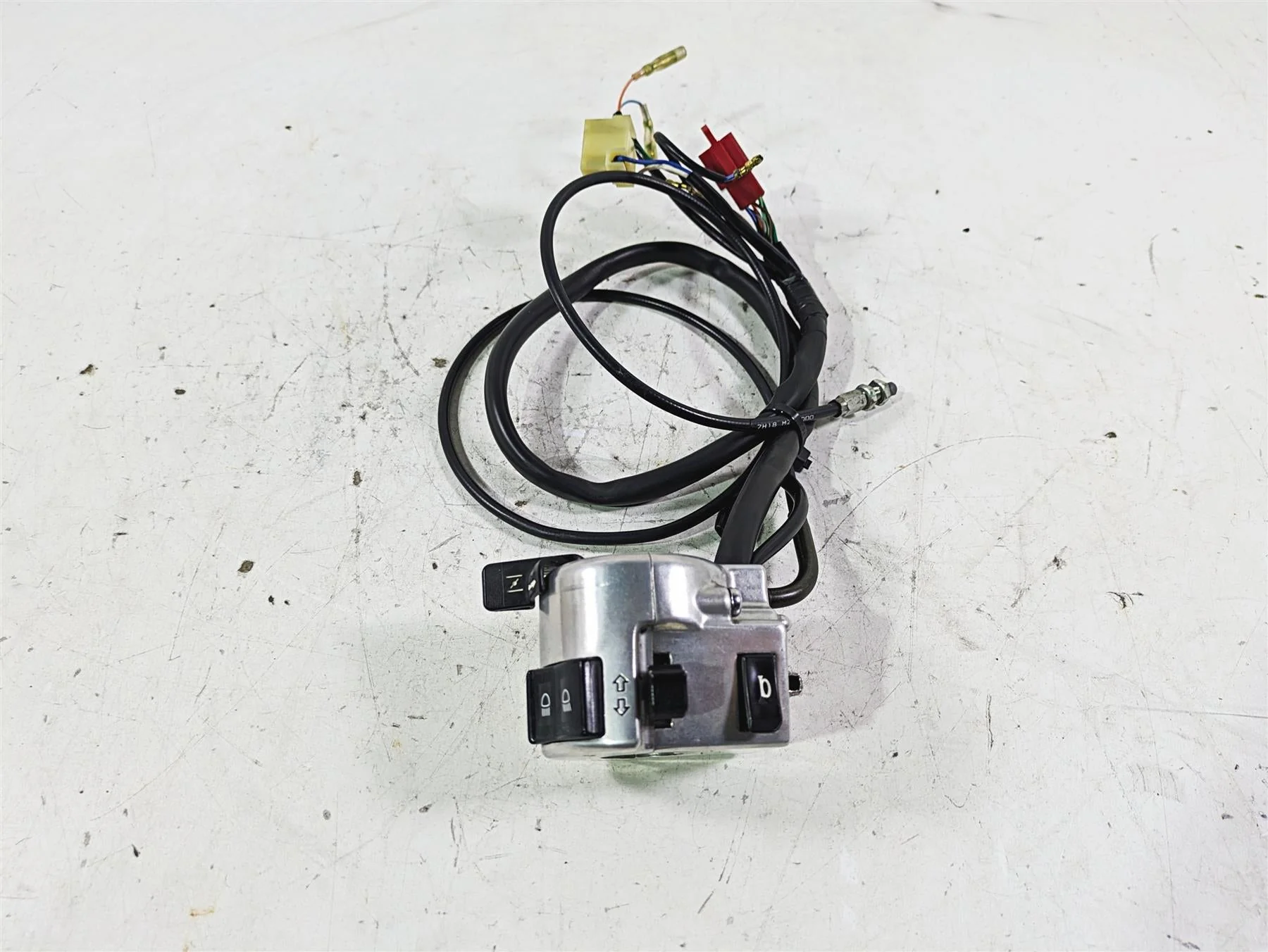 1998 Honda GL1500 Valkyrie Tour Left Hand Blinker Control Switch 35020-MZ0-670 - Image 4