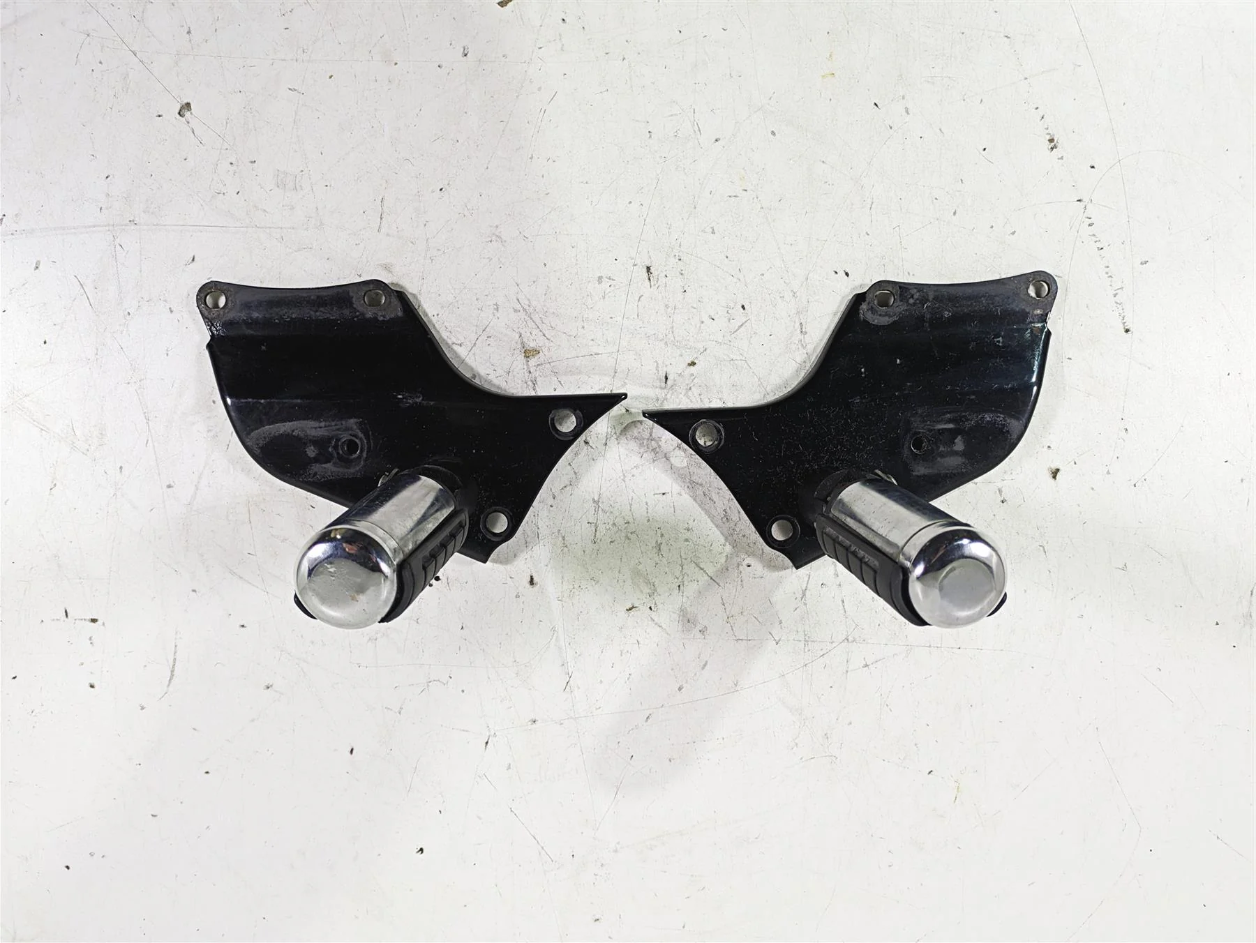 1998 Honda GL1500 Valkyrie Tour Rear Passenger Footpeg Rest Set 50715-MZ0-000 - Image 5