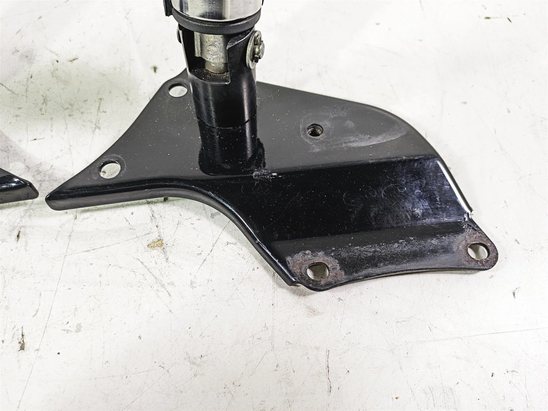 1998 Honda GL1500 Valkyrie Tour Rear Passenger Footpeg Rest Set 50715-MZ0-000 - Image 6