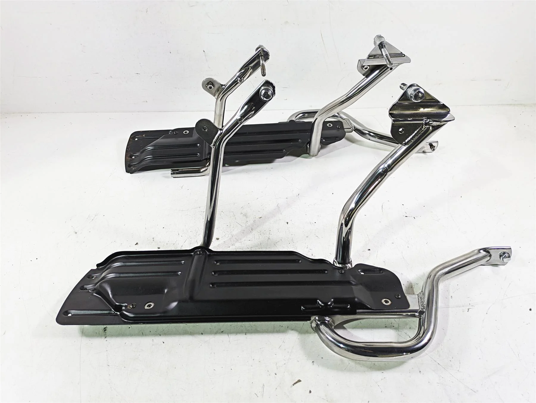 1998 Honda GL1500 Valkyrie Tour Saddlebag Rack Panier Holder Set 84250-MZ0-700 - Image 2