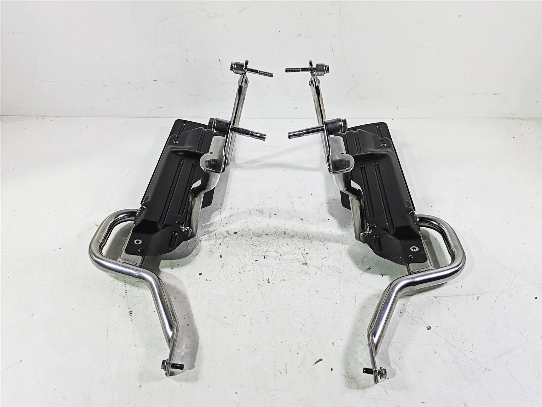 1998 Honda GL1500 Valkyrie Tour Saddlebag Rack Panier Holder Set 84250-MZ0-700 - Image 3