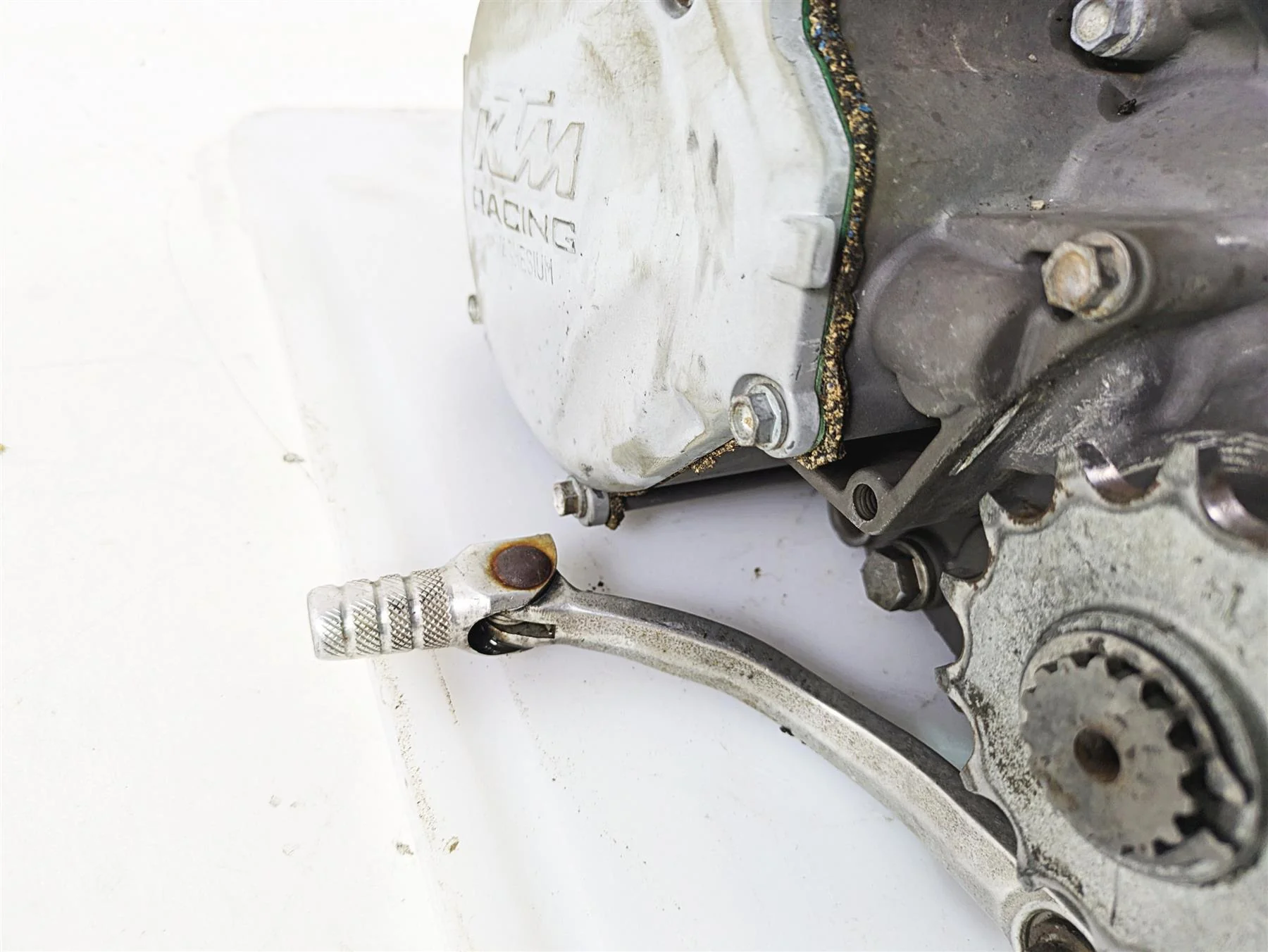 1998 KTM 380 SX MX Bottom End Engine & Shifter NEED REBUILD 54630000944 - Image 11