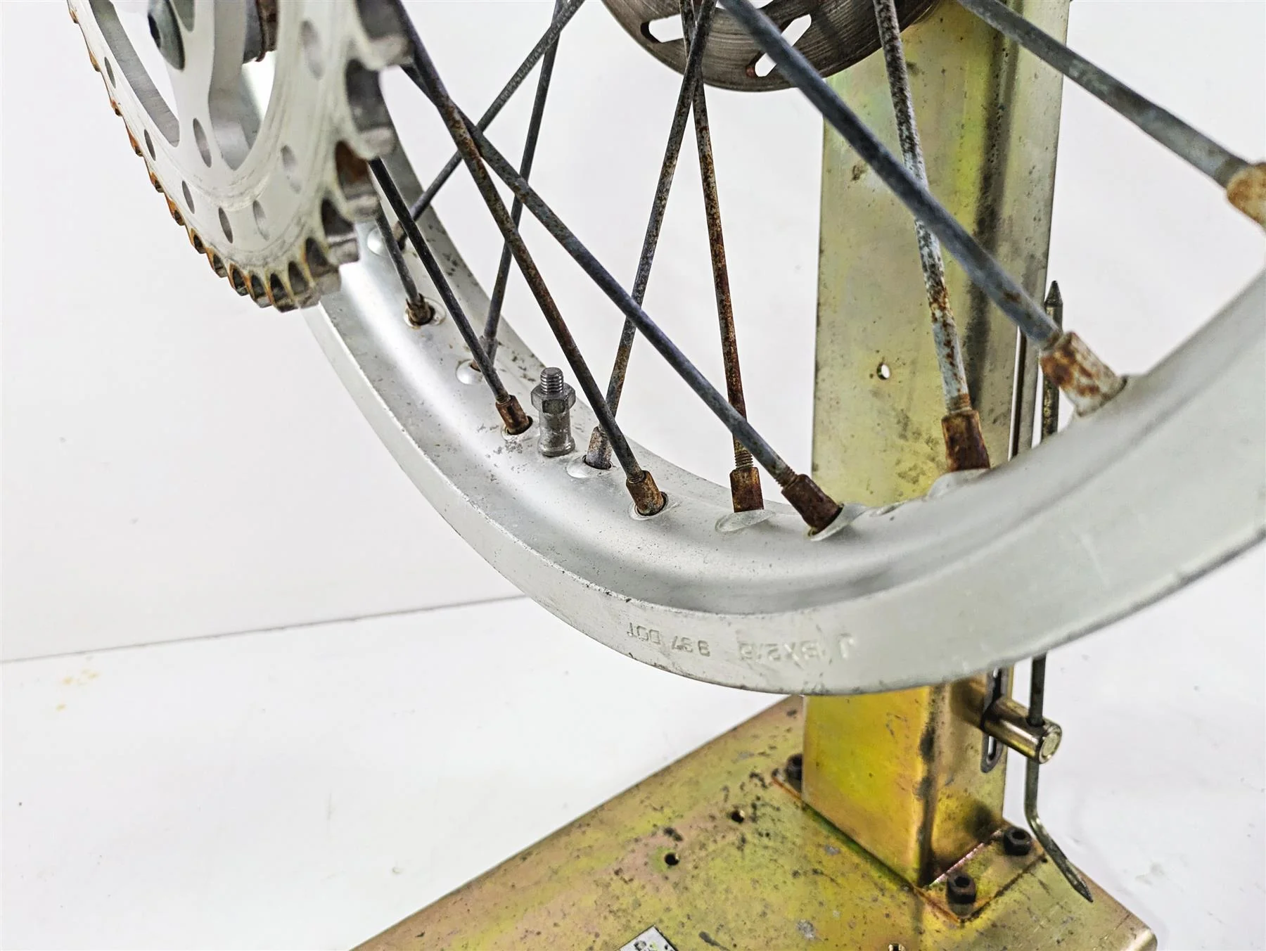 1998 KTM 380 SX MX DID Rear Wheel Rim 18x2.15 5461001004490 - Image 11