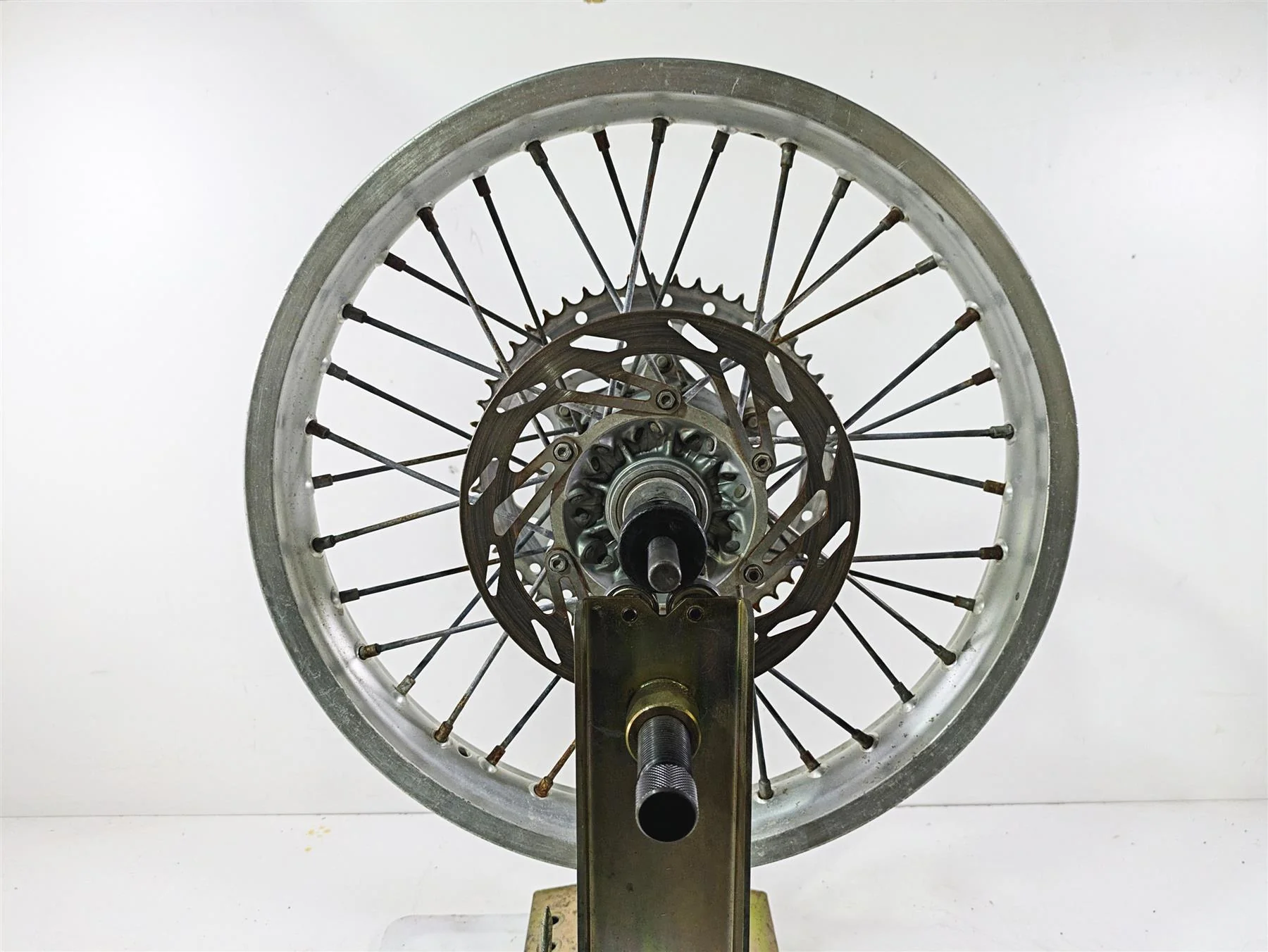 1998 KTM 380 SX MX DID Rear Wheel Rim 18x2.15 5461001004490 - Image 5
