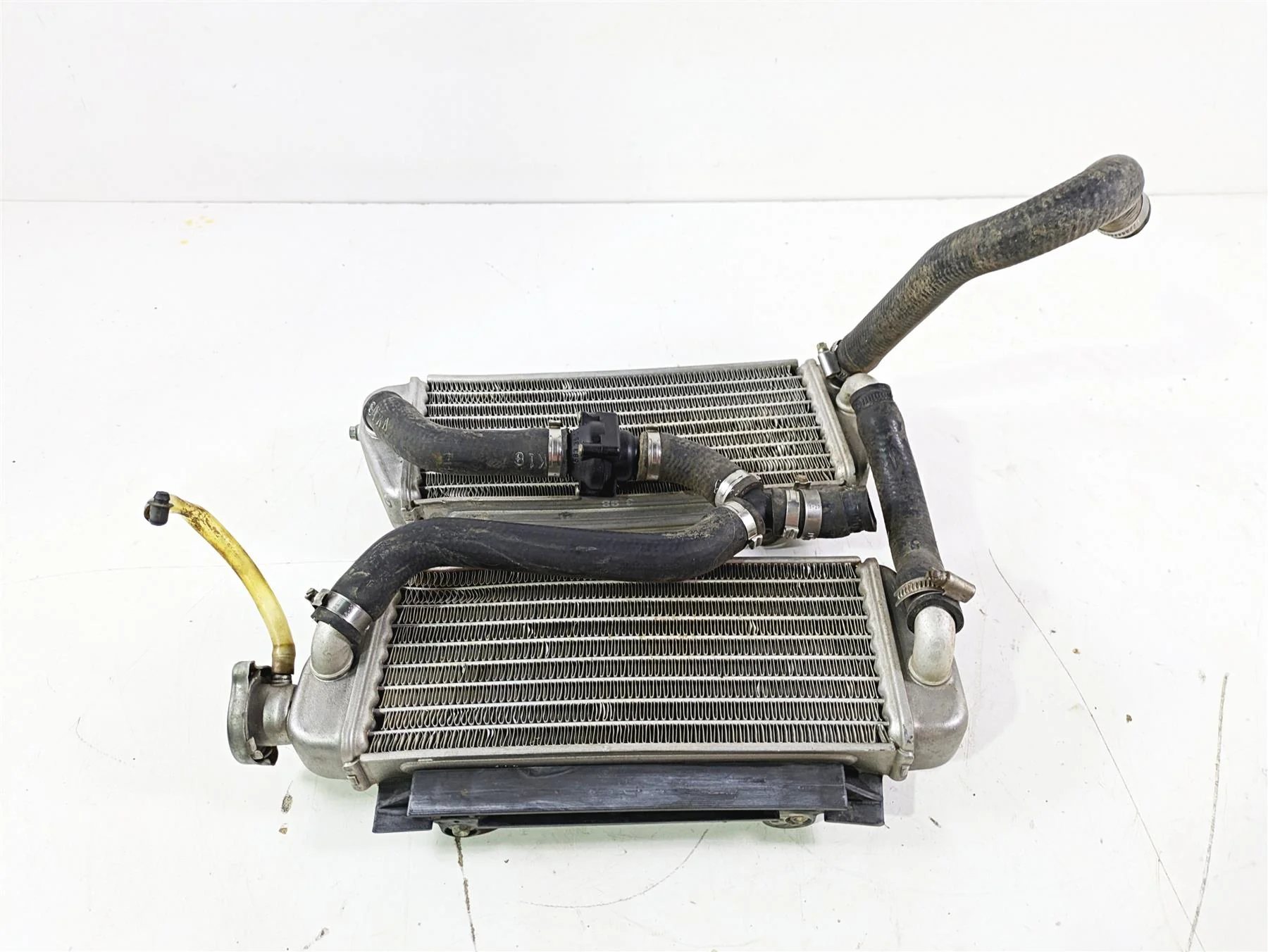 1998 KTM 380 SX MX Left Right Radiator Set - No Leaks 54735008000 50335007000 - Image 2