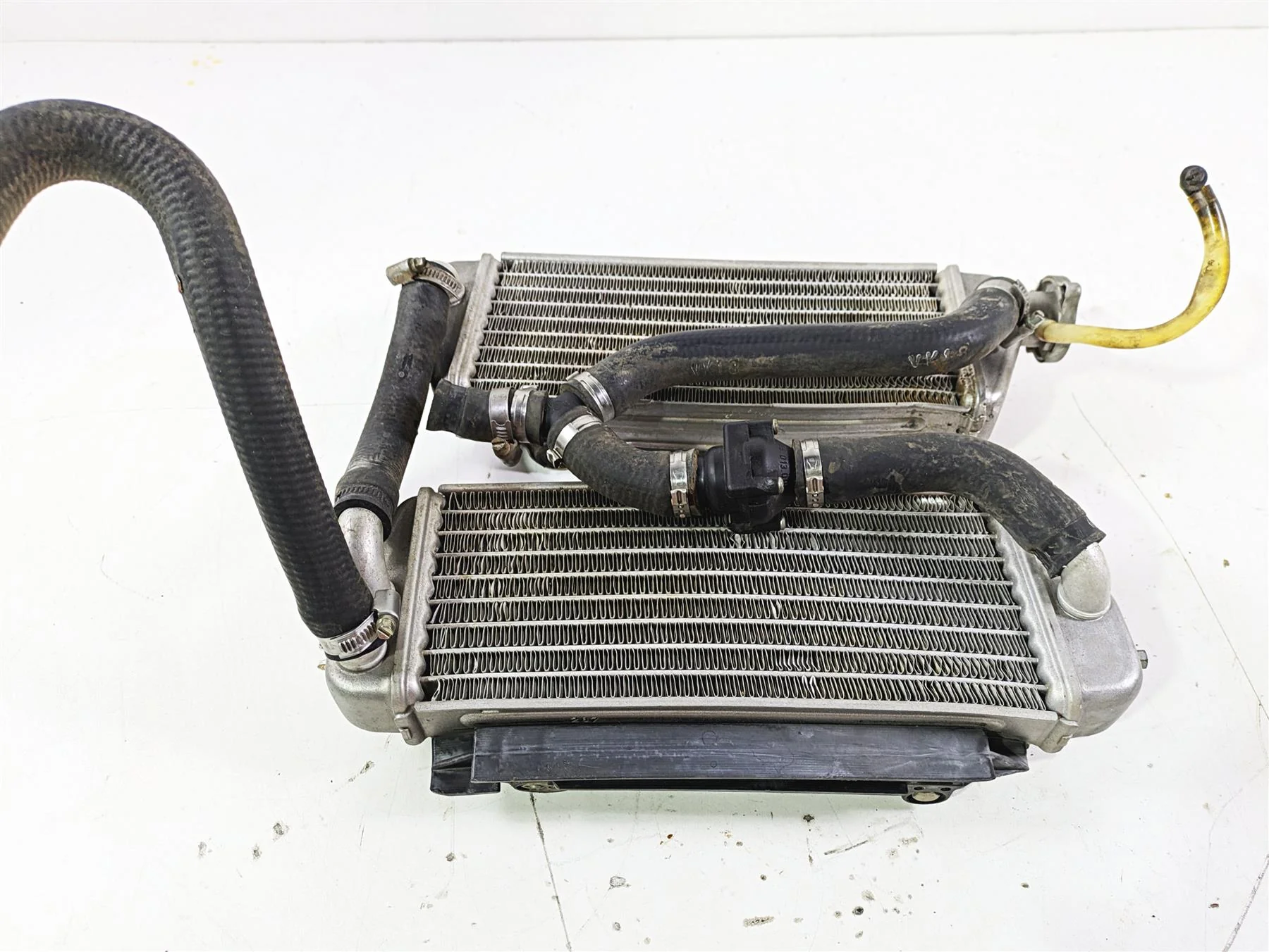 1998 KTM 380 SX MX Left Right Radiator Set - No Leaks 54735008000 50335007000 - Image 4