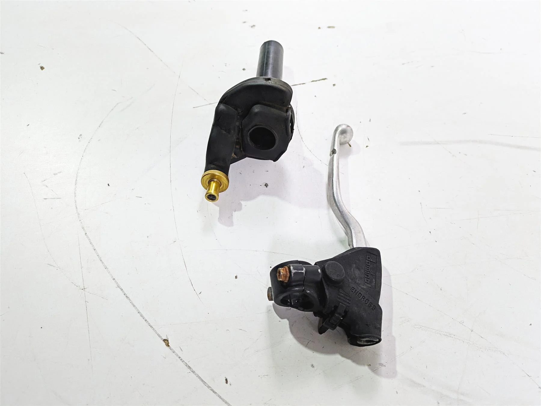 1998 KTM 380 SX MX Throttle Twist Grip & Clutch Perch 51502010200 54602040300 - Image 3