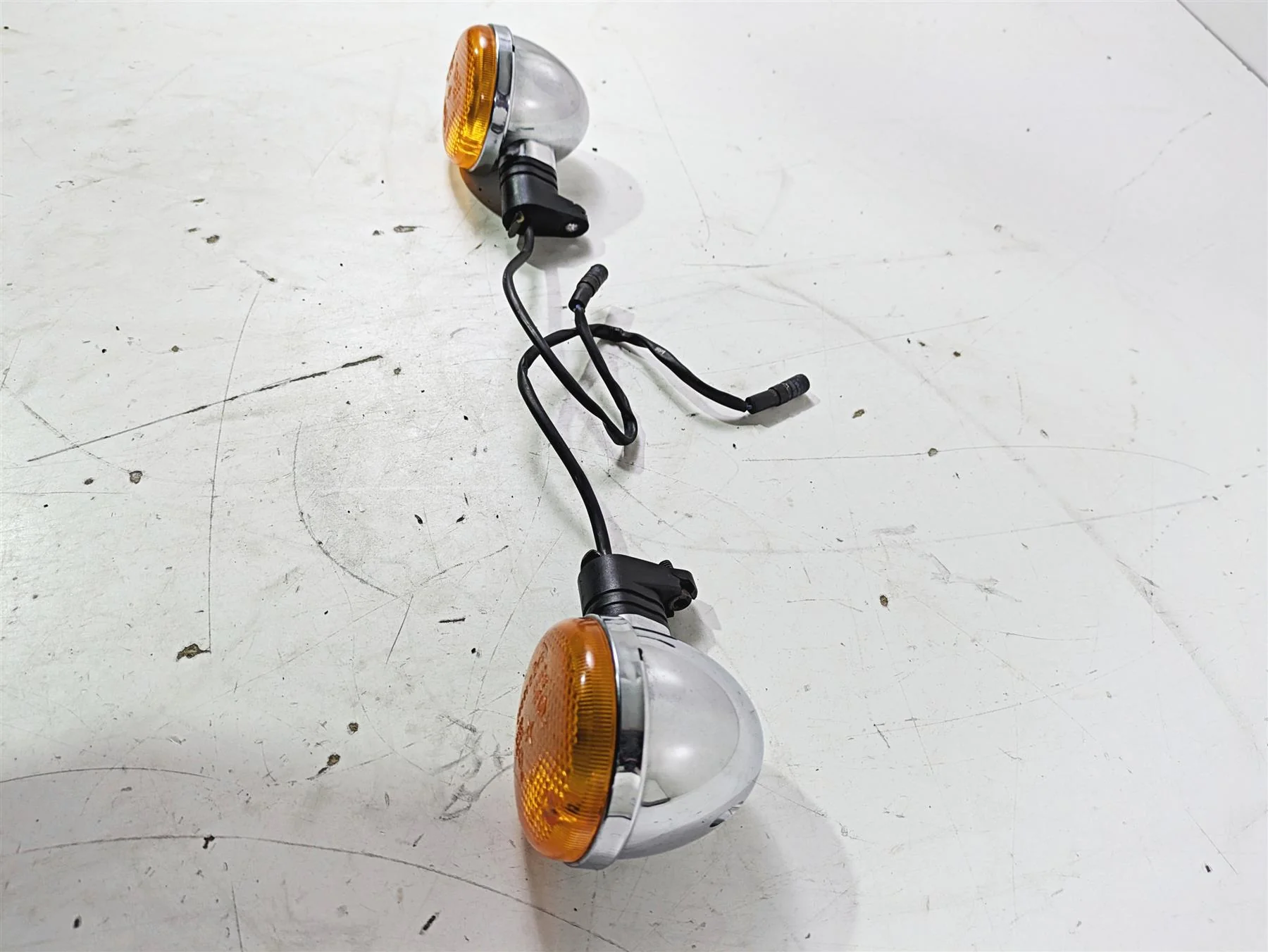 1998 Moto Guzzi California 1100 EV Front Turn Signal Set - Read GU03750631 - Image 3