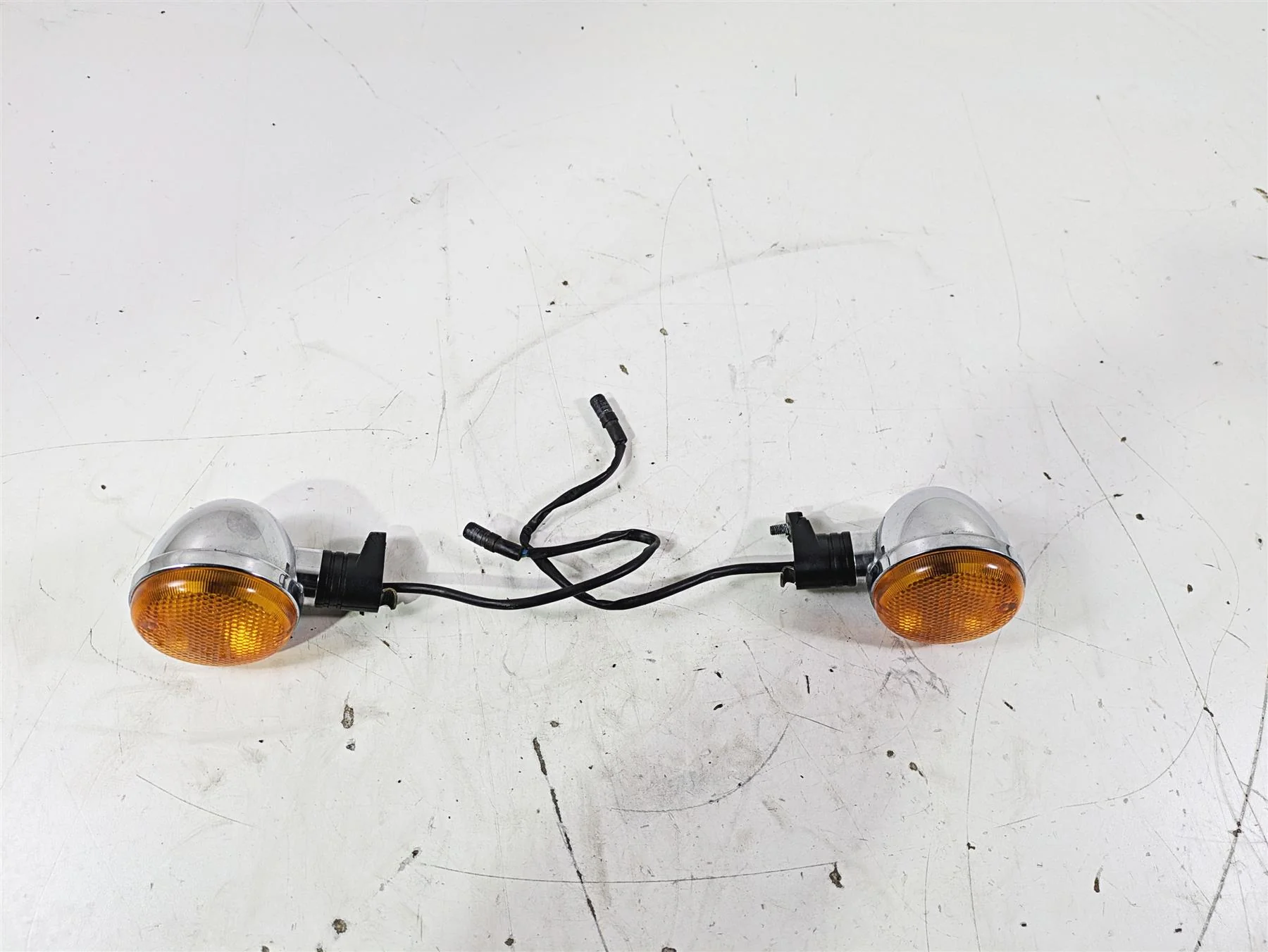 1998 Moto Guzzi California 1100 EV Front Turn Signal Set - Read GU03750631 - Image 4