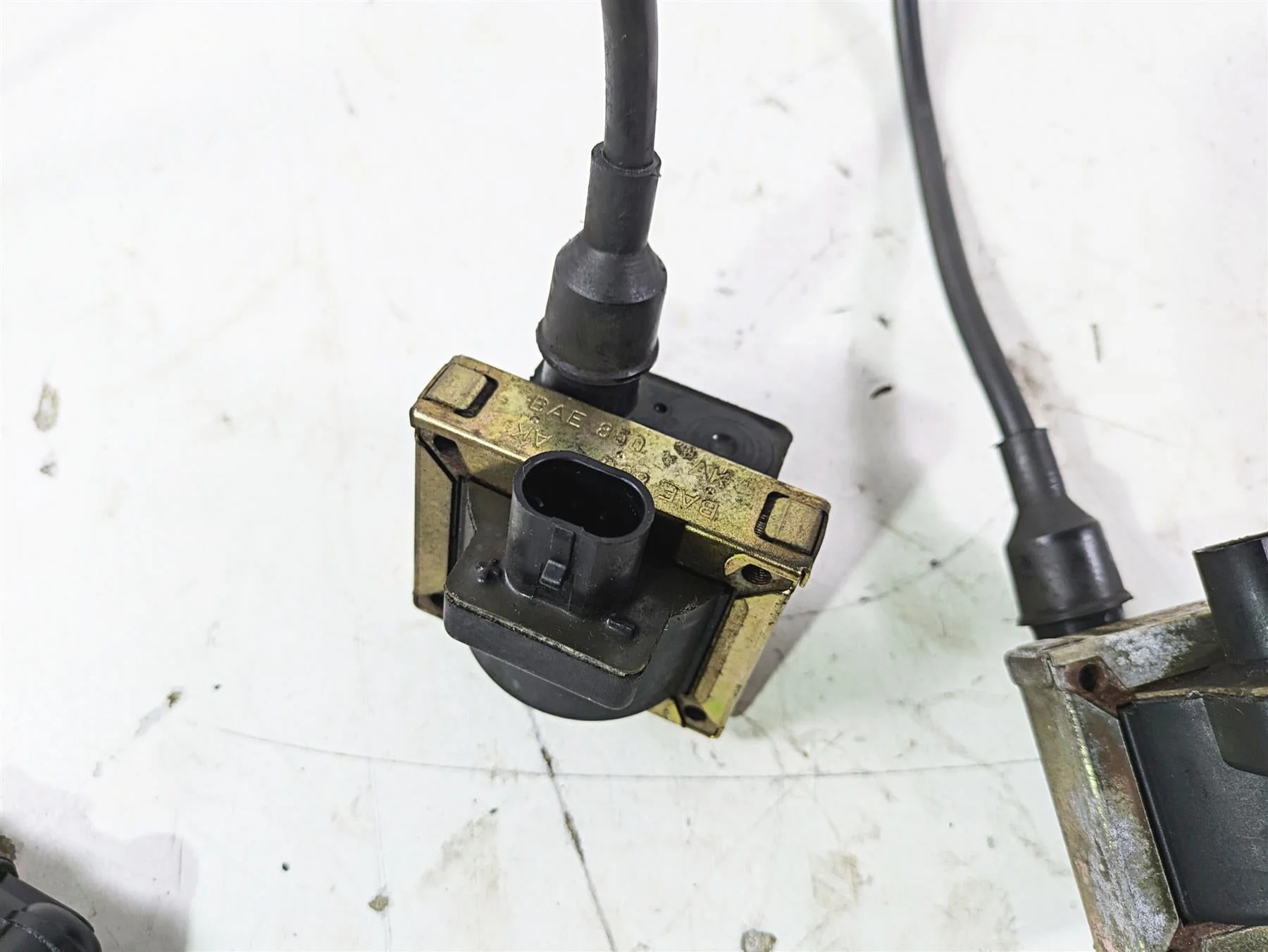 1998 Moto Guzzi California 1100 EV Ignition Coil + Wires & Plugs Set GU30716500 - Image 10