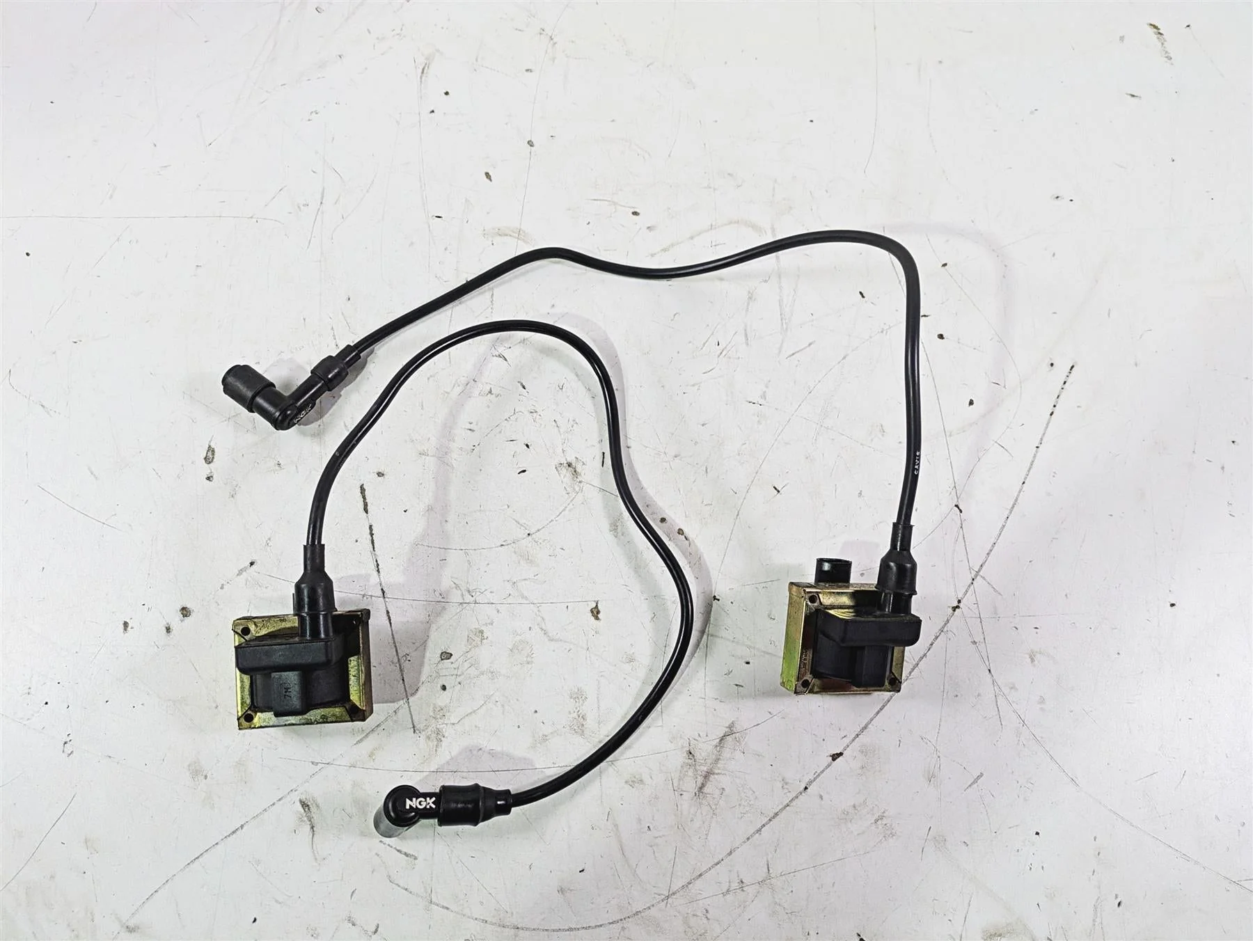 1998 Moto Guzzi California 1100 EV Ignition Coil + Wires & Plugs Set GU30716500 - Image 3