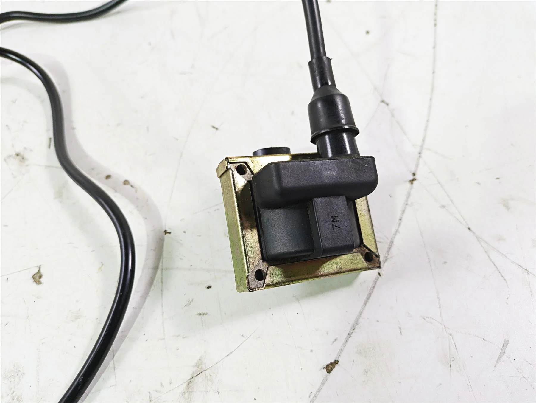 1998 Moto Guzzi California 1100 EV Ignition Coil + Wires & Plugs Set GU30716500 - Image 4