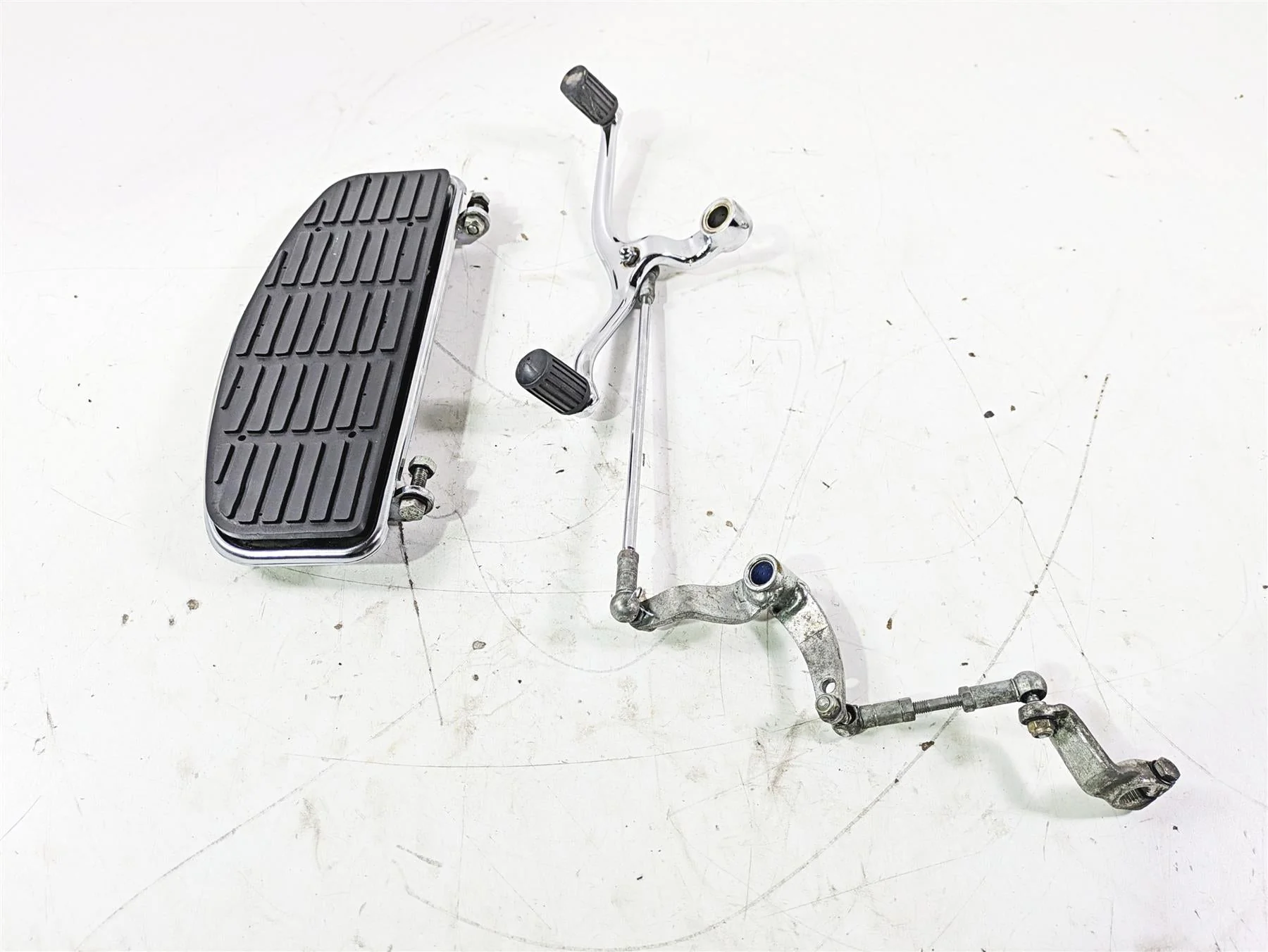 1998 Moto Guzzi California 1100 EV Left Floor Board & Shift Lever GU03422130