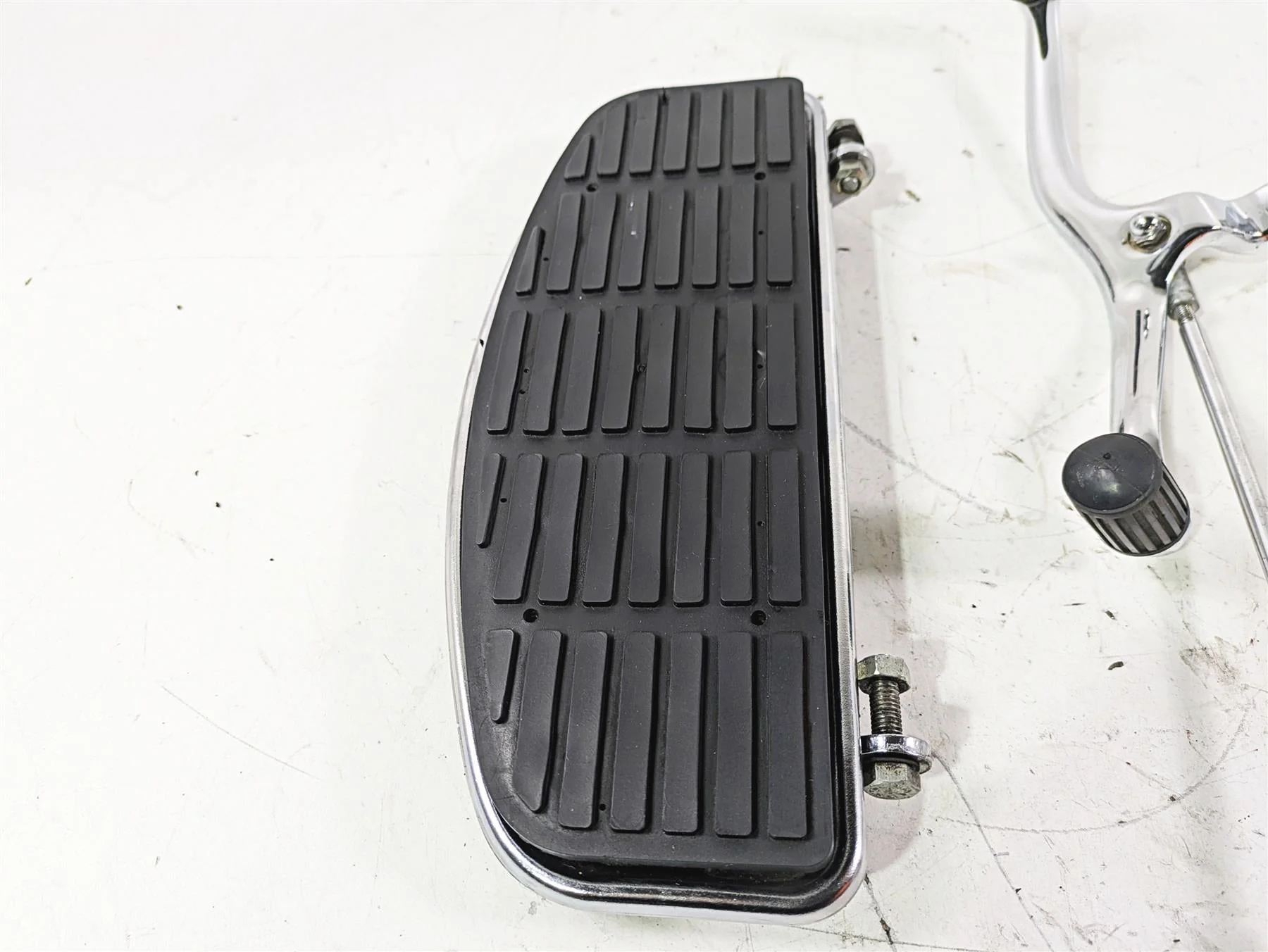 1998 Moto Guzzi California 1100 EV Left Floor Board & Shift Lever GU03422130 - Image 9