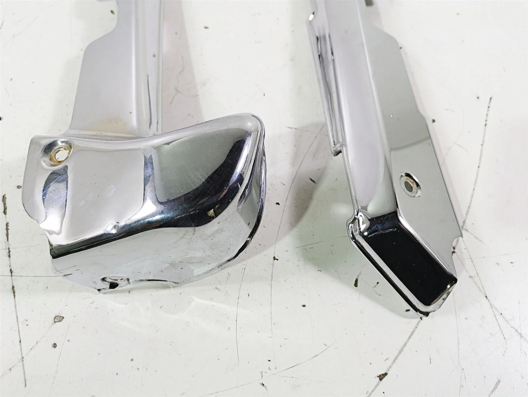 1998 Moto Guzzi California 1100 EV Lower Frame Chrome Cover Set GU03446900 - Image 11