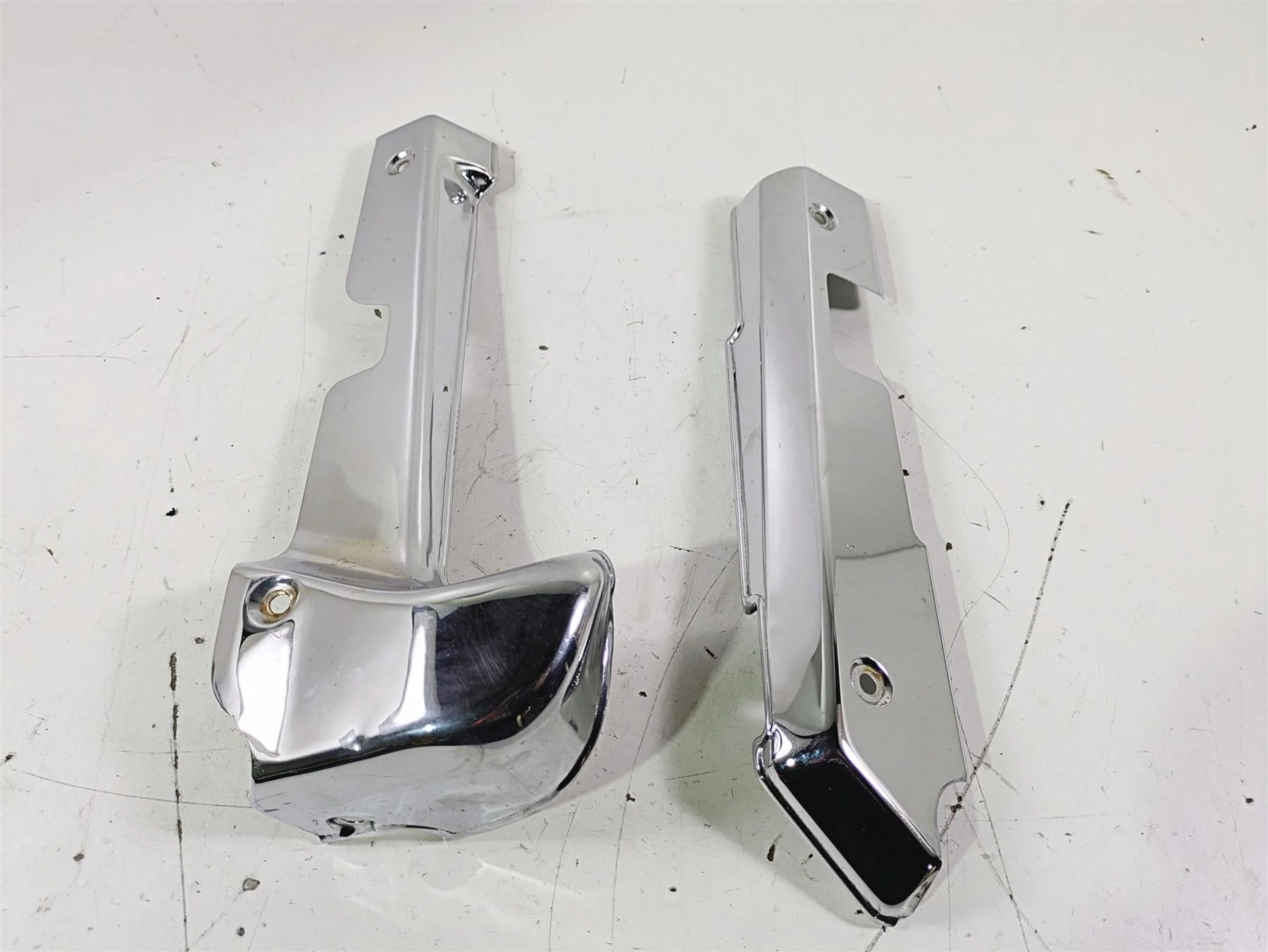 1998 Moto Guzzi California 1100 EV Lower Frame Chrome Cover Set GU03446900 - Image 12