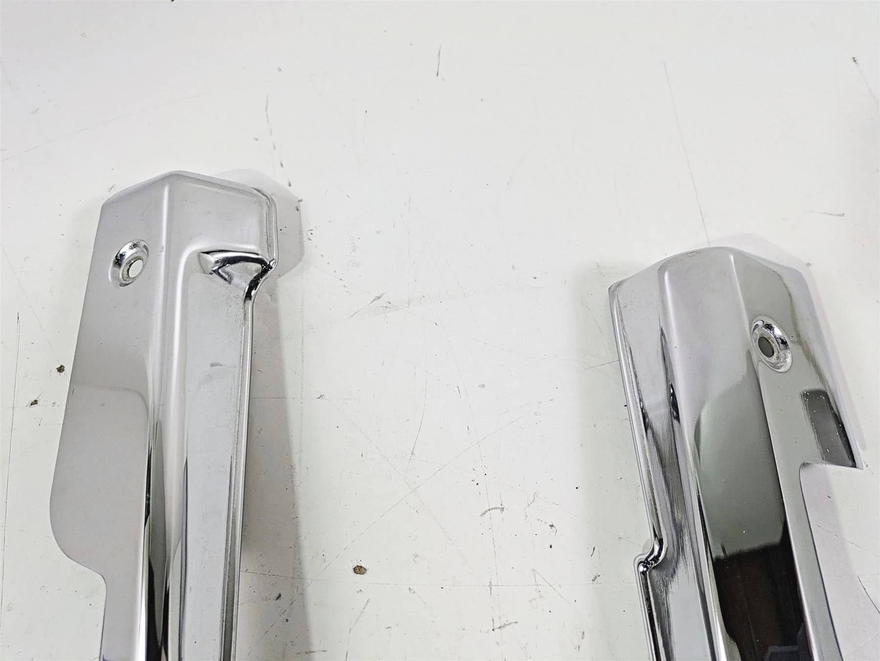 1998 Moto Guzzi California 1100 EV Lower Frame Chrome Cover Set GU03446900 - Image 4