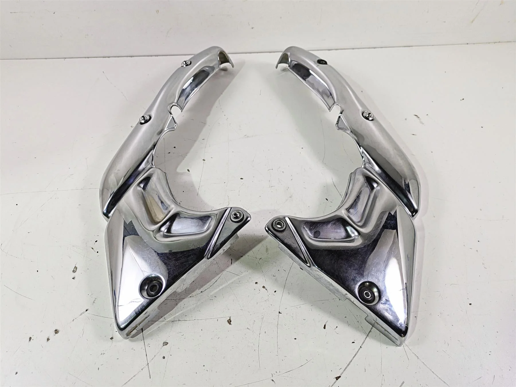 1998 Moto Guzzi California 1100 EV Rear Side Chrome Cover Fairing Set GU03467300