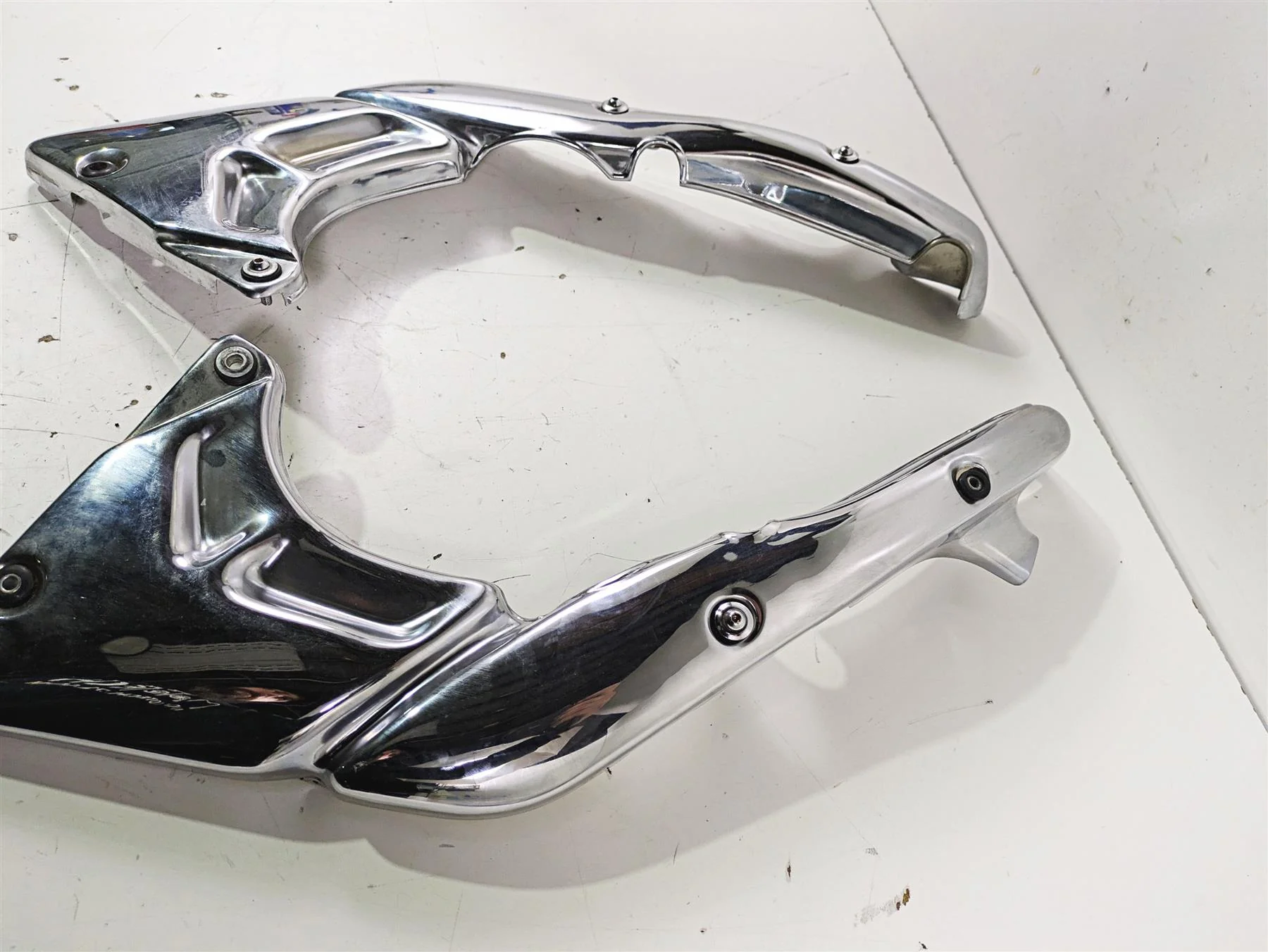 1998 Moto Guzzi California 1100 EV Rear Side Chrome Cover Fairing Set GU03467300 - Image 3