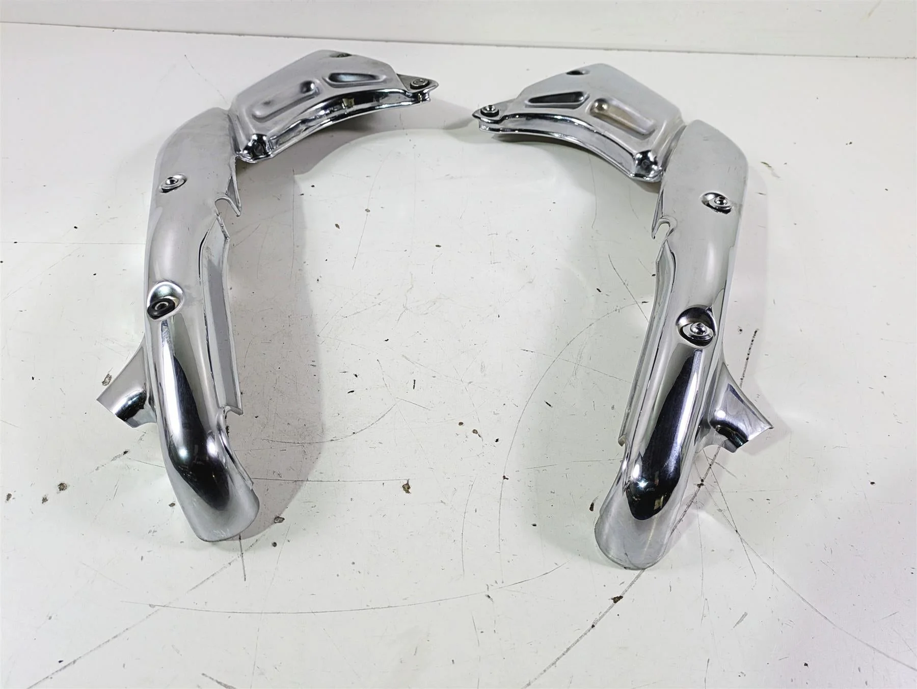 1998 Moto Guzzi California 1100 EV Rear Side Chrome Cover Fairing Set GU03467300 - Image 5
