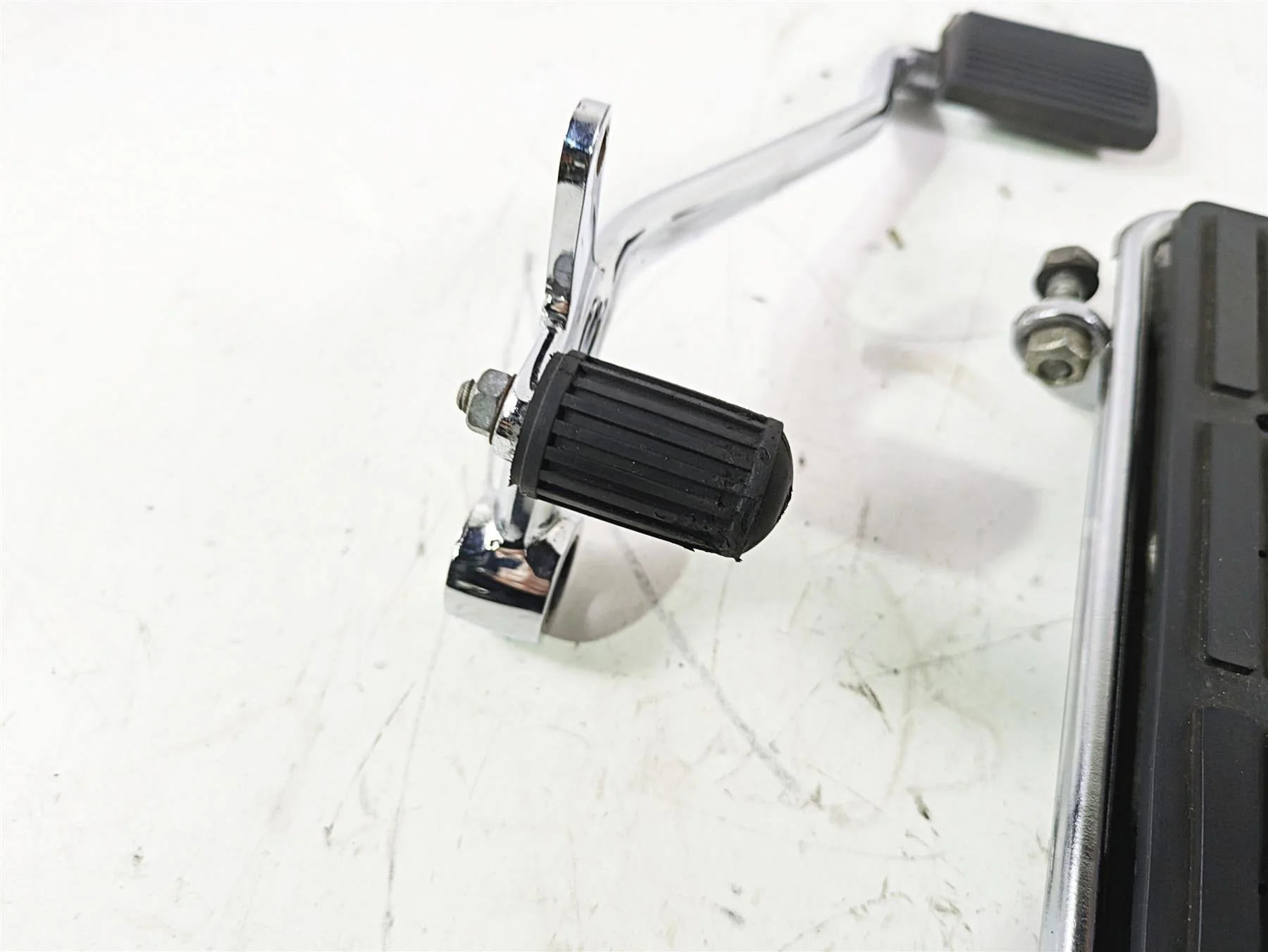 1998 Moto Guzzi California 1100 EV Right Floor Board & Brake Pedal GU03420330 - Image 7