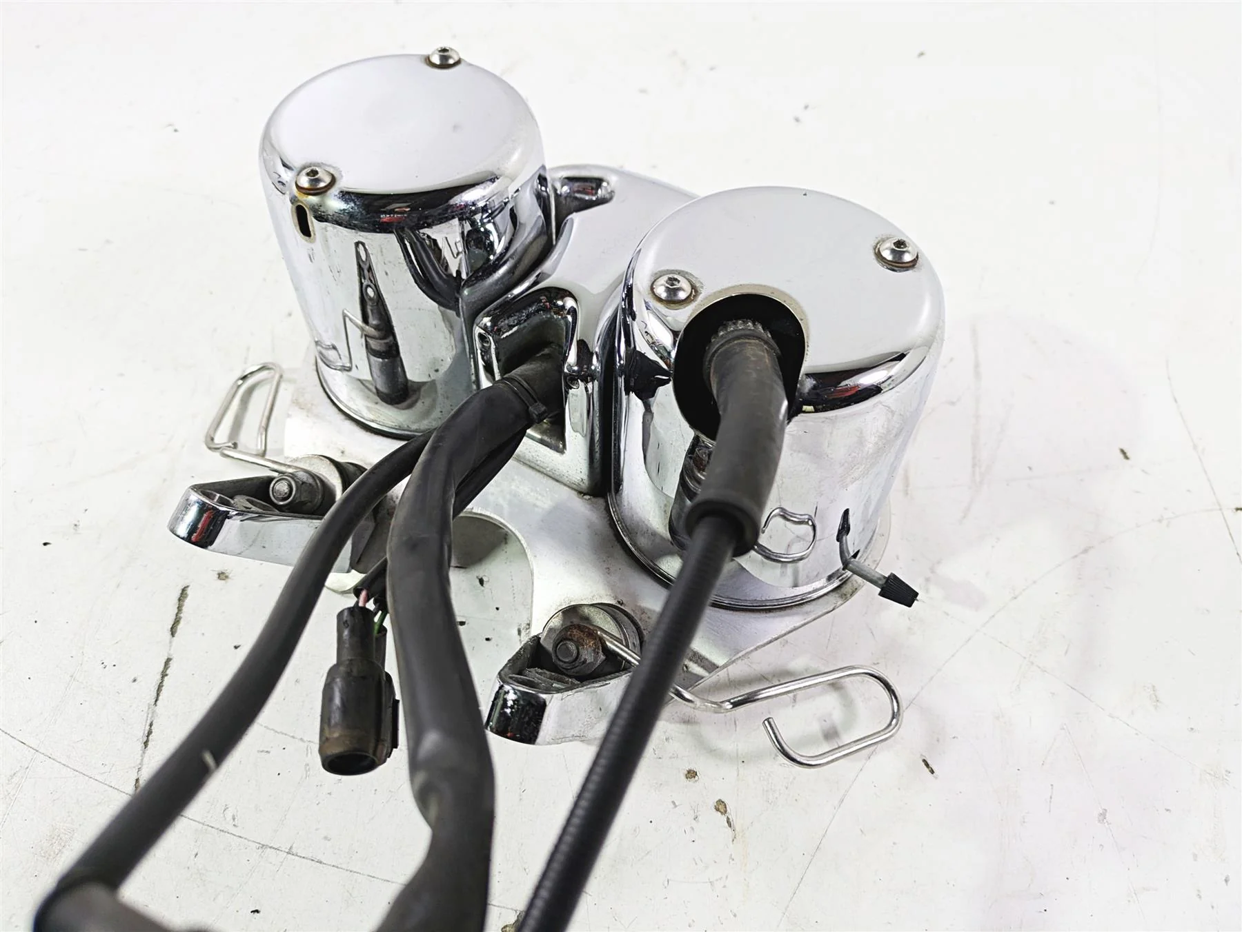 1998 Moto Guzzi California 1100 EV Speedometer Gauges + Cover - 22k GU02762400 - Image 12