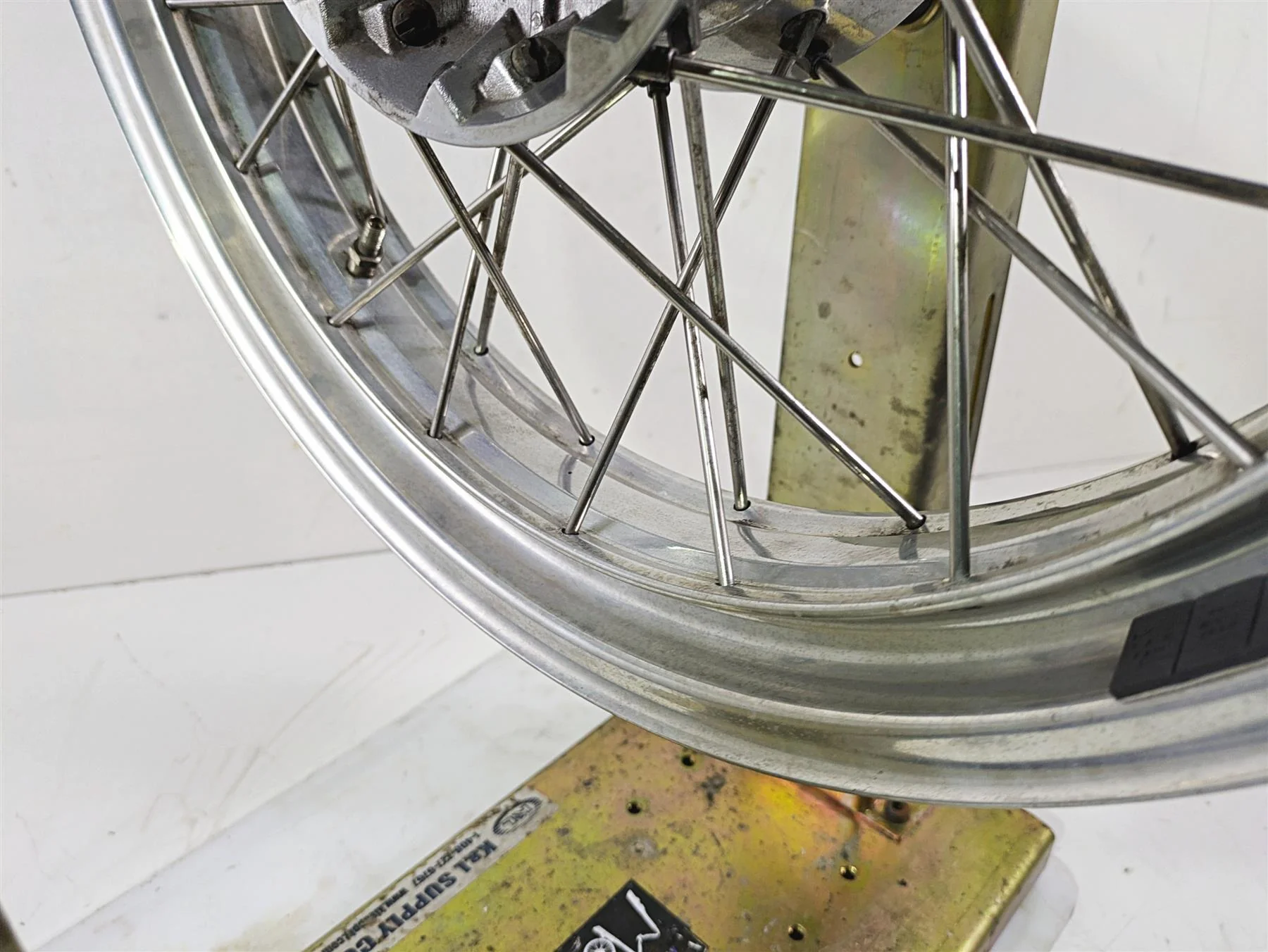 1998 Moto Guzzi California 1100 EV Straight 18x2.5 Front Wheel Spoke GU03610300 - Image 10